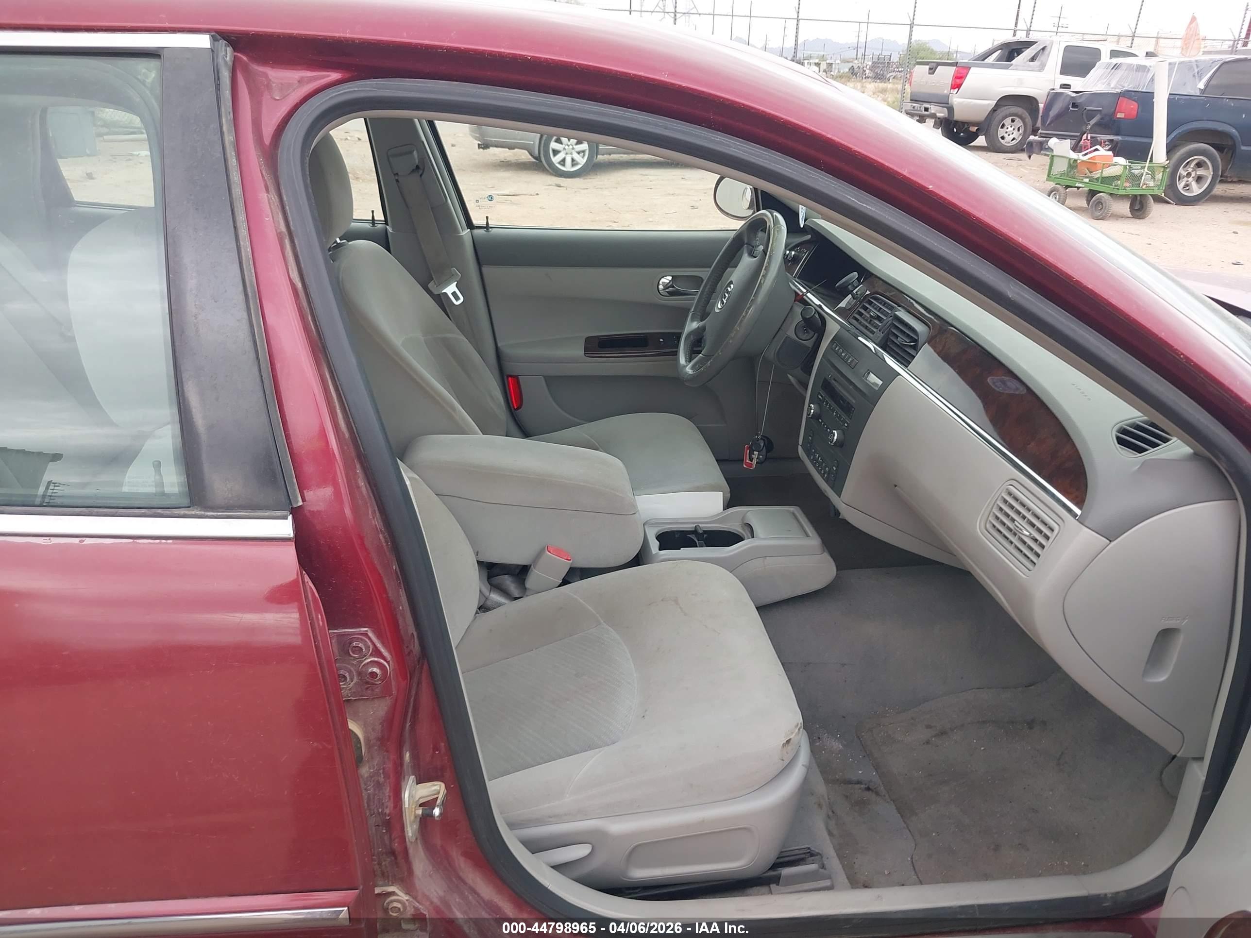BUICK LACROSSE image 5