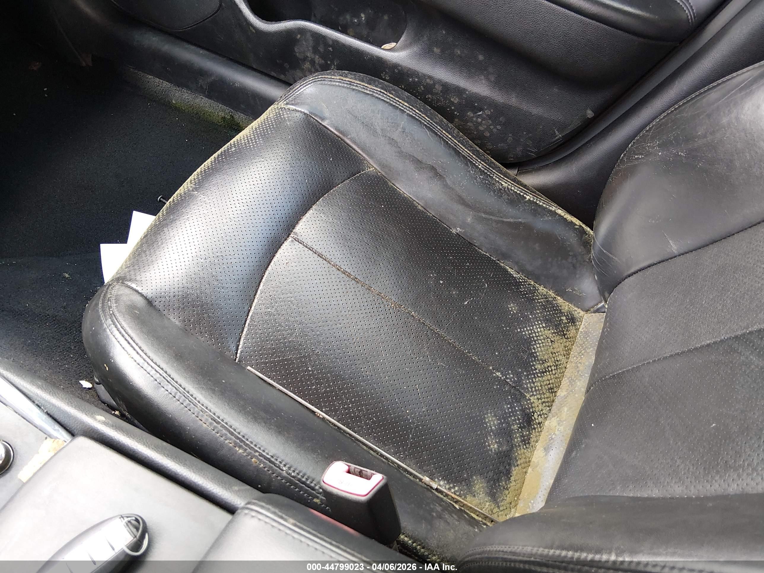 INFINITI G37X image 6