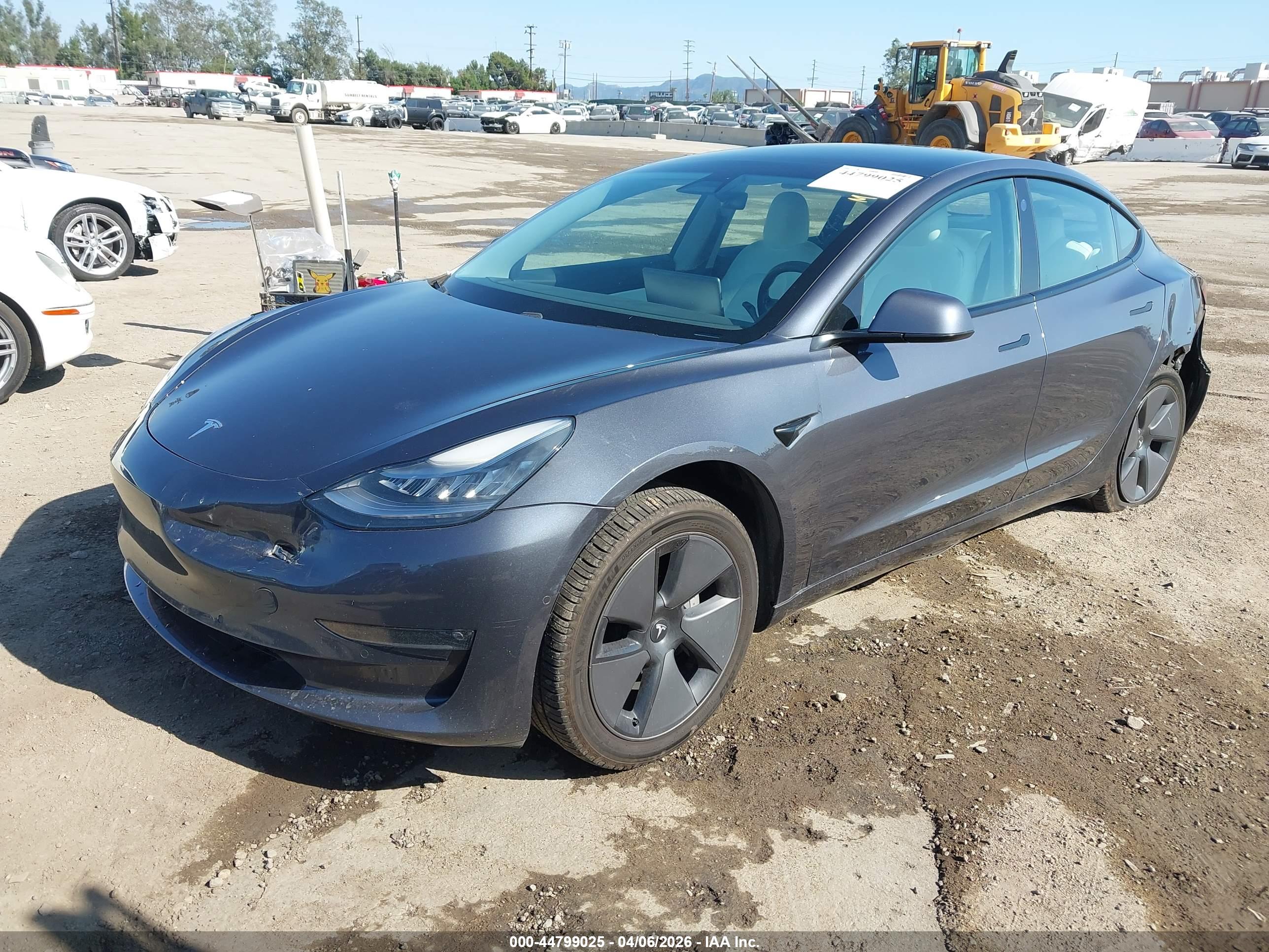 TESLA MODEL image 2