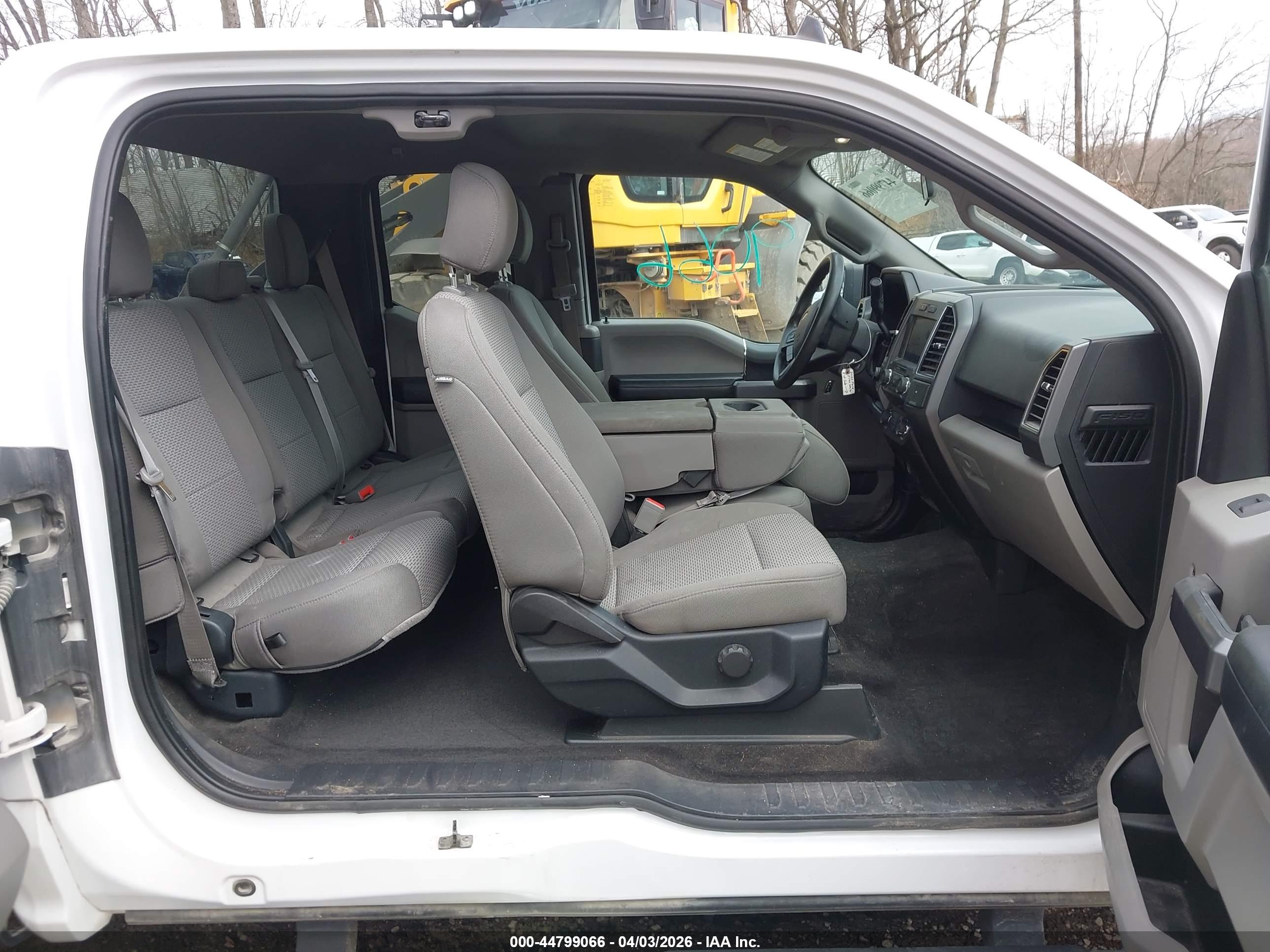 FORD F-150 image 8