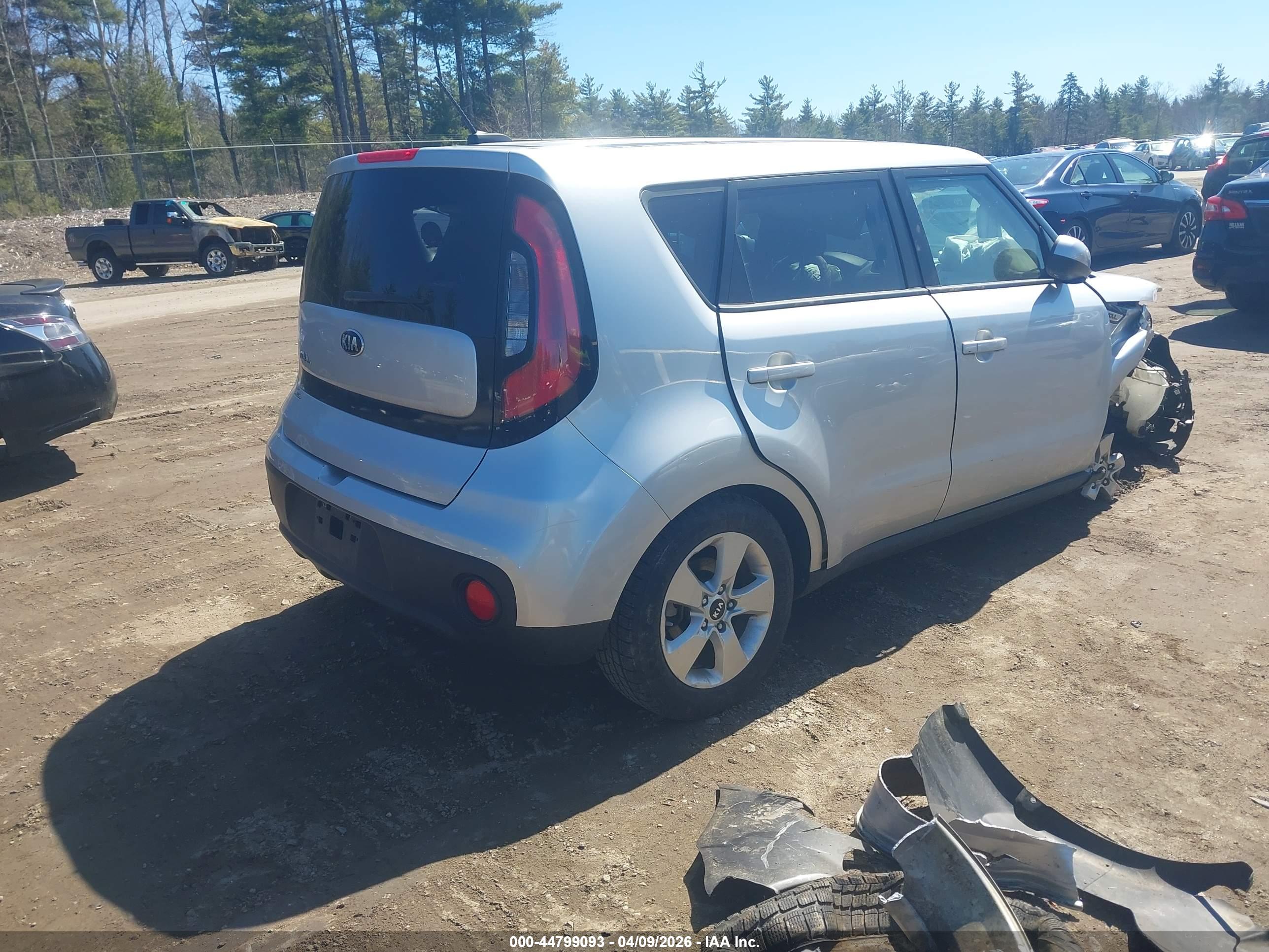 KIA SOUL image 4
