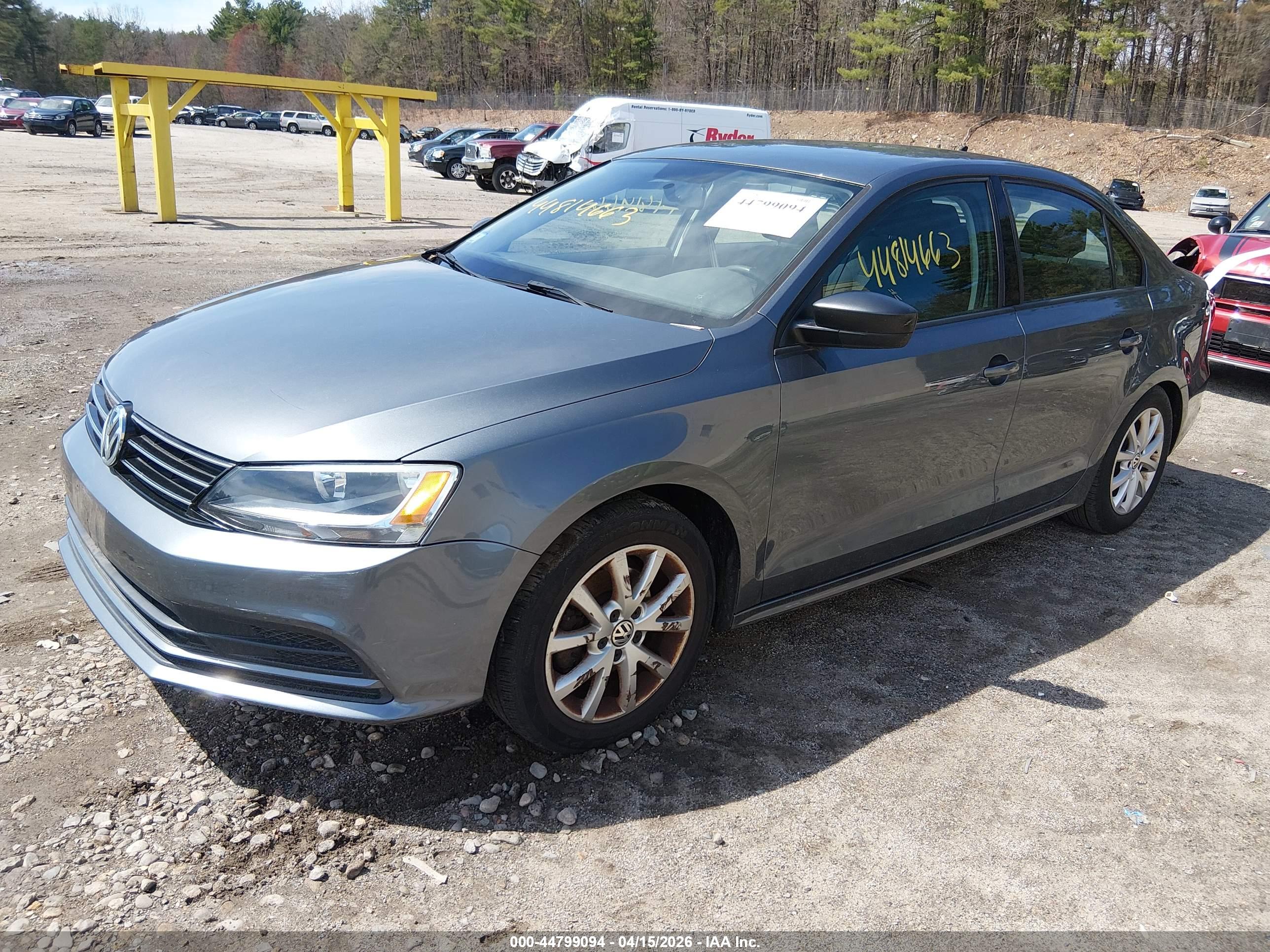 VOLKSWAGEN JETTA image 2