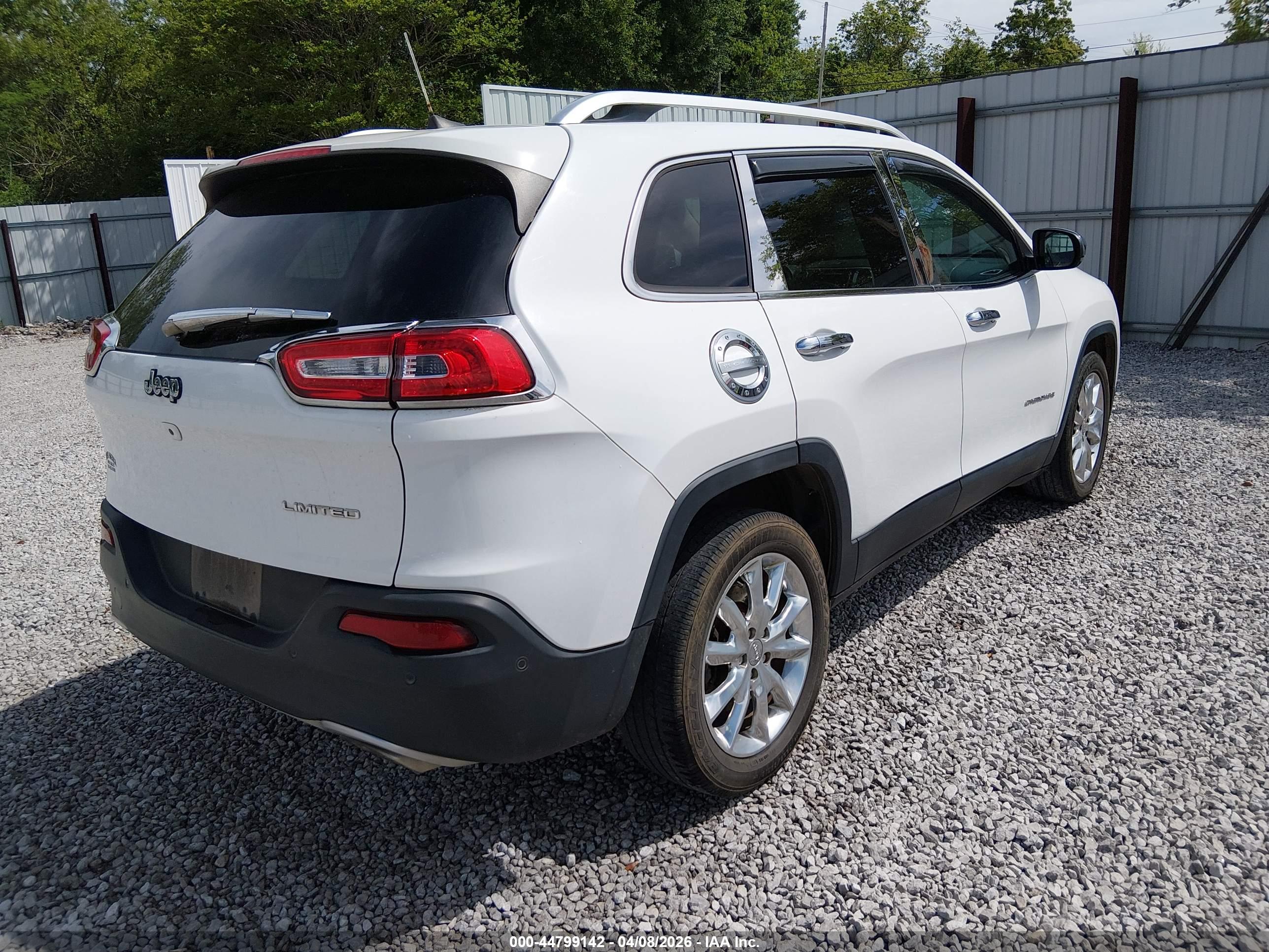JEEP CHEROKEE image 4
