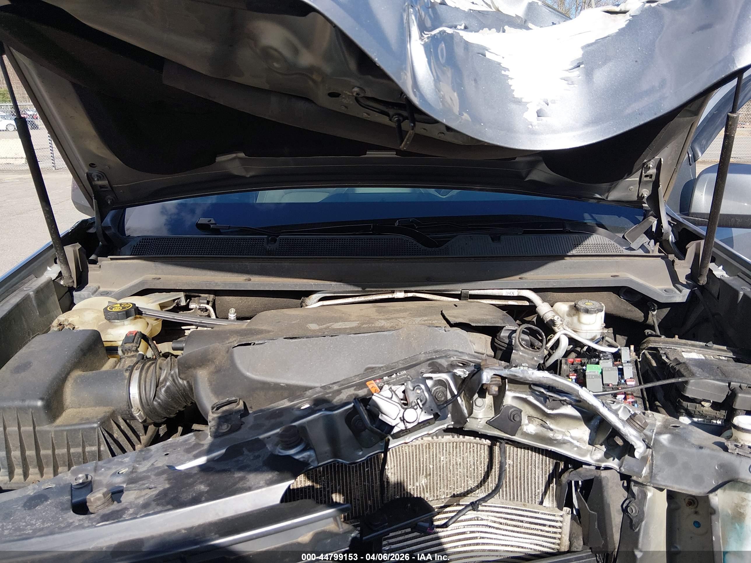 CHEVROLET COLORADO image 10