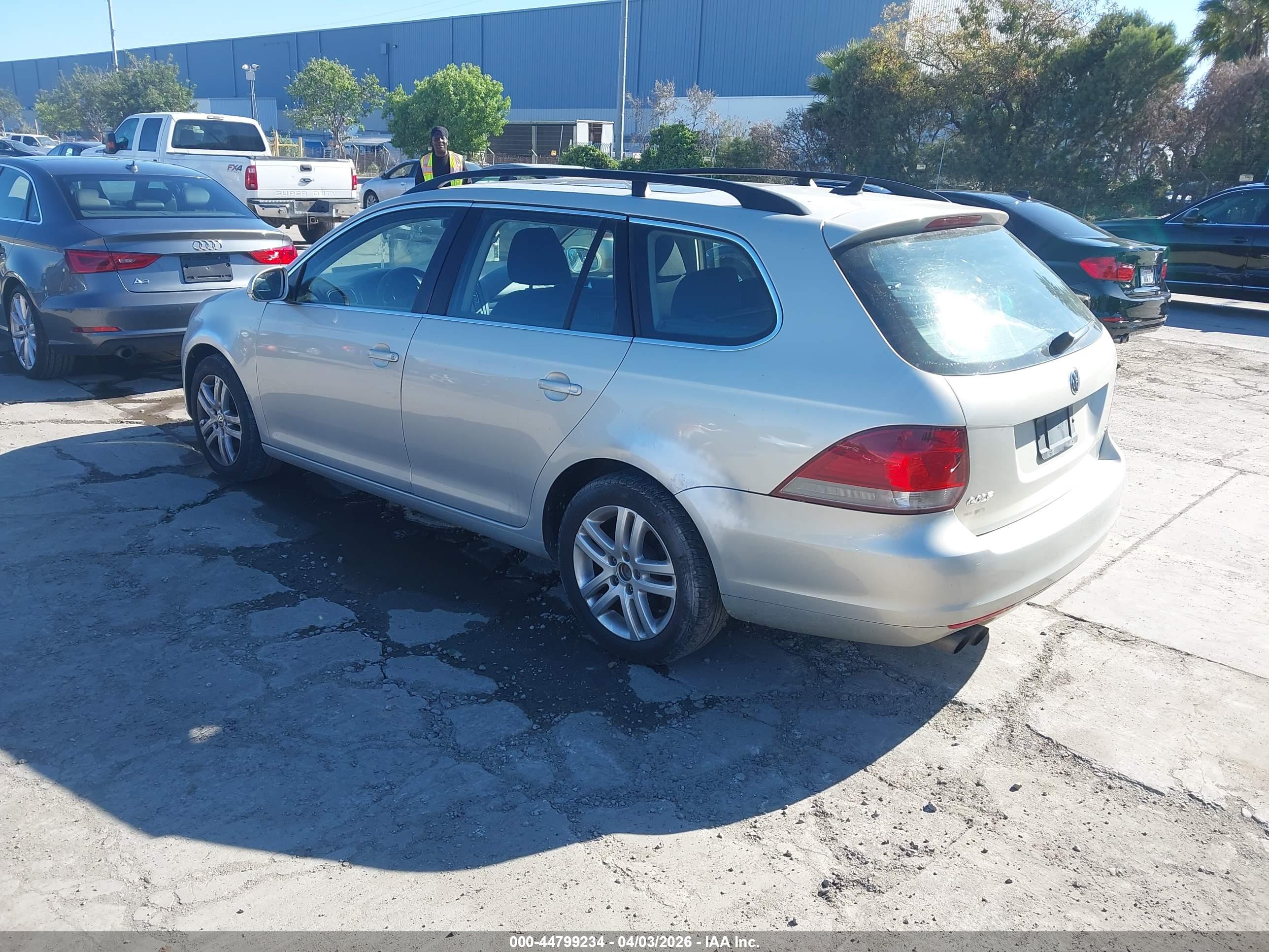 VOLKSWAGEN JETTA image 3