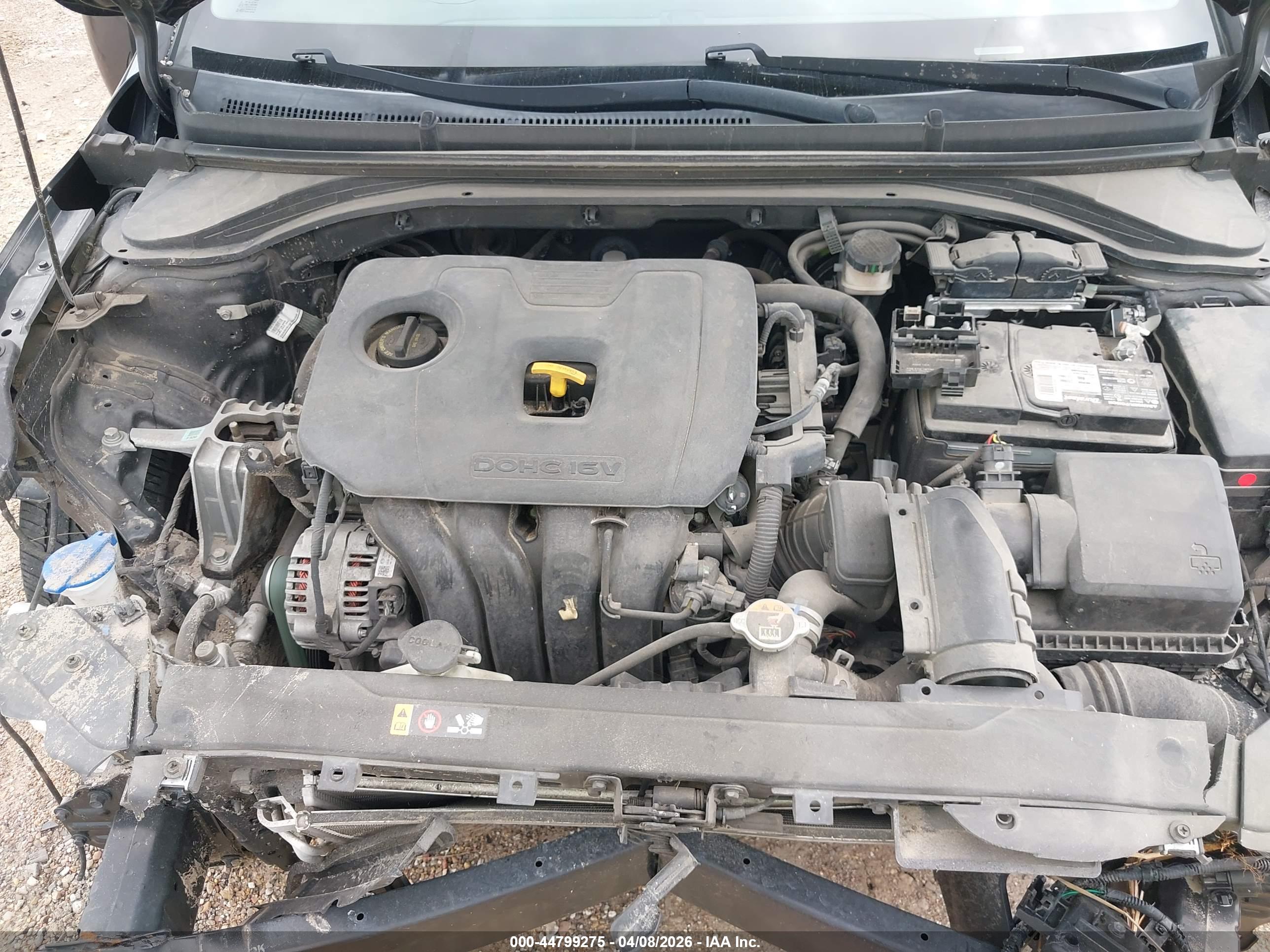 HYUNDAI ELANTRA image 10