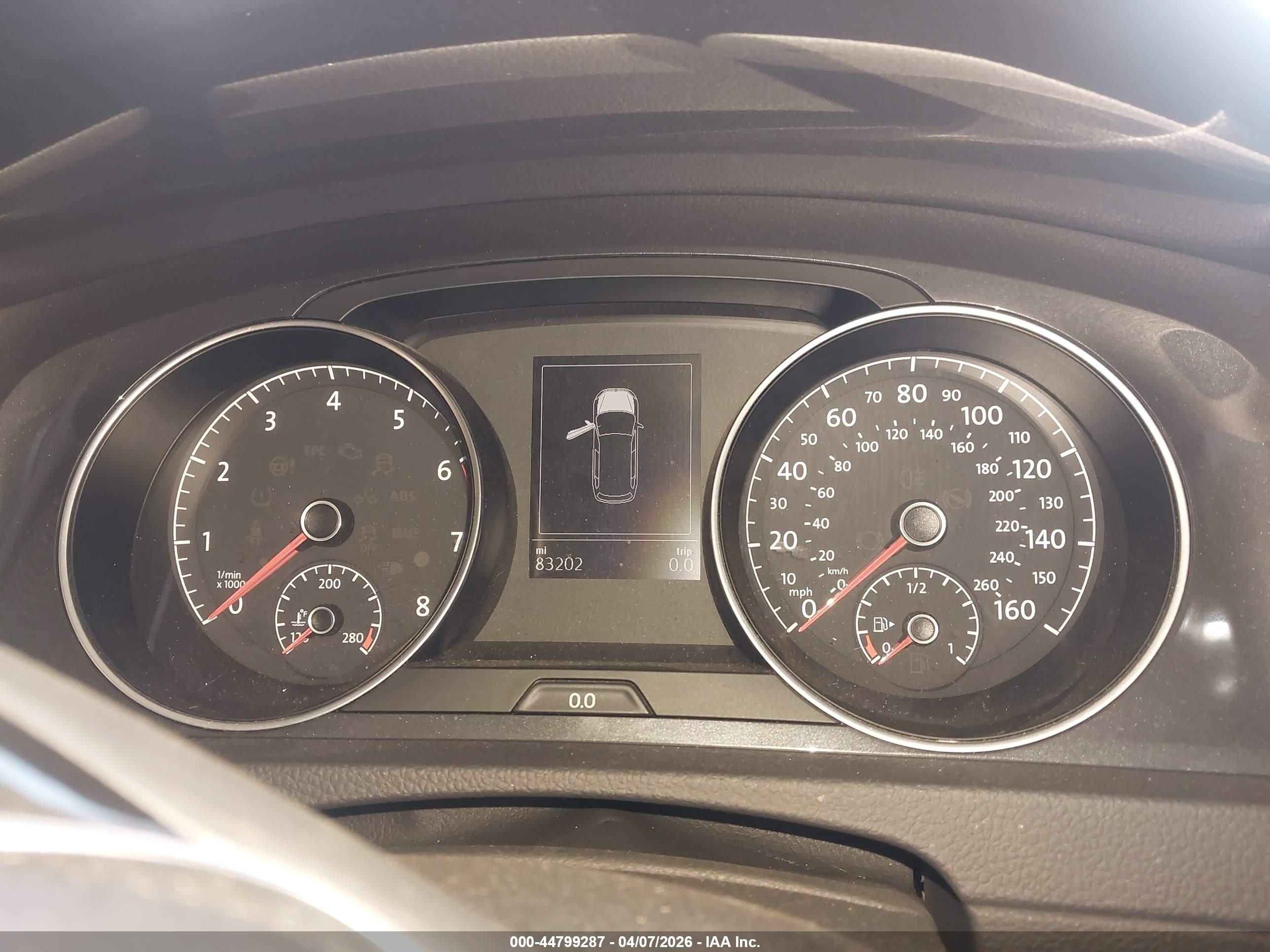 VOLKSWAGEN GOLF image 7