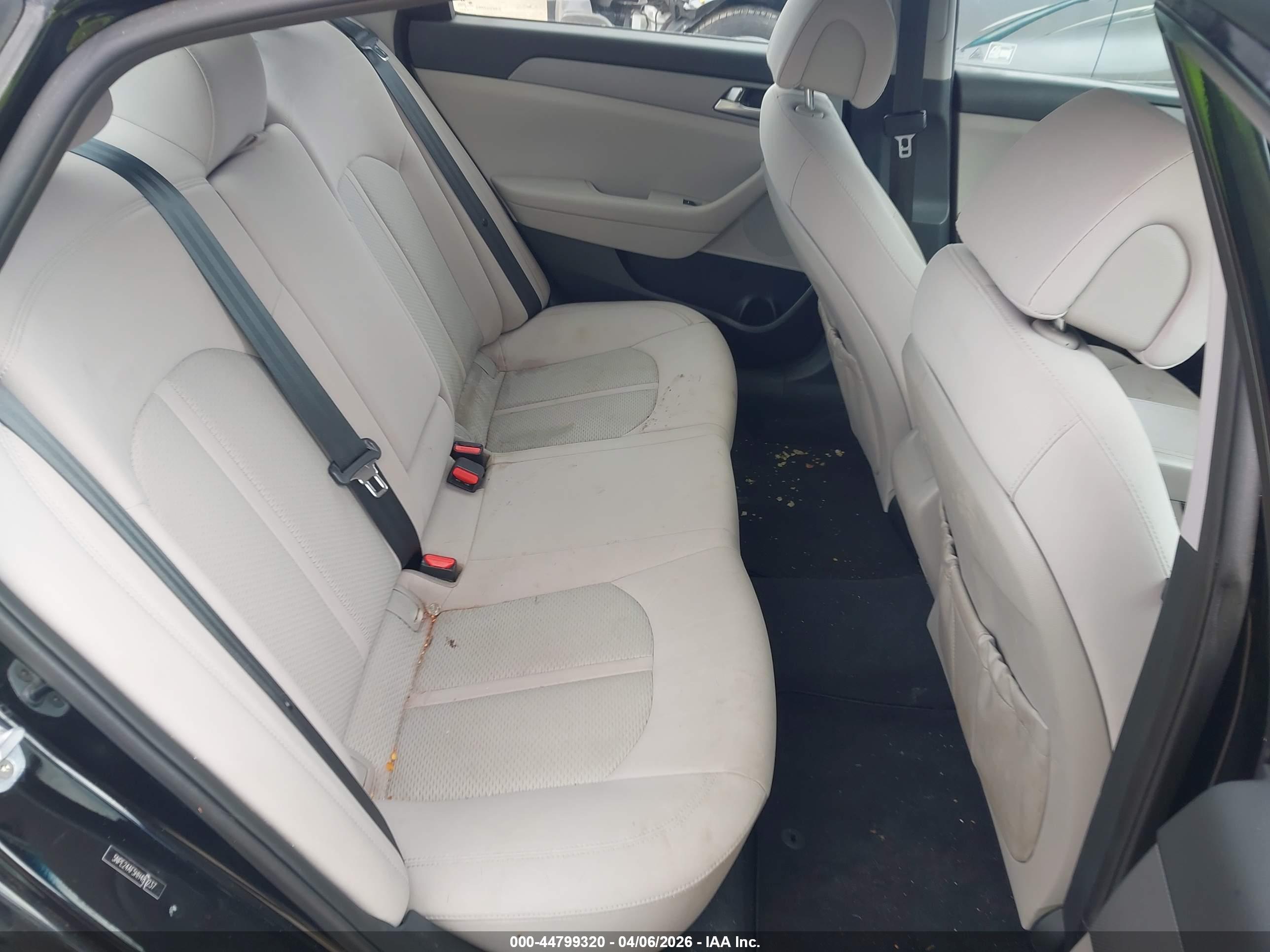 HYUNDAI SONATA image 8