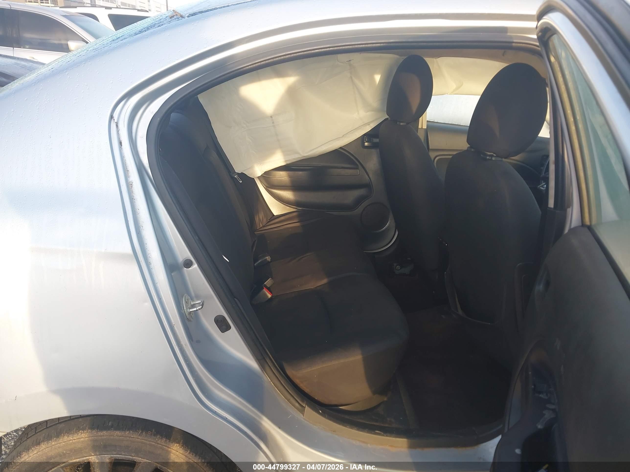MITSUBISHI MIRAGE image 8