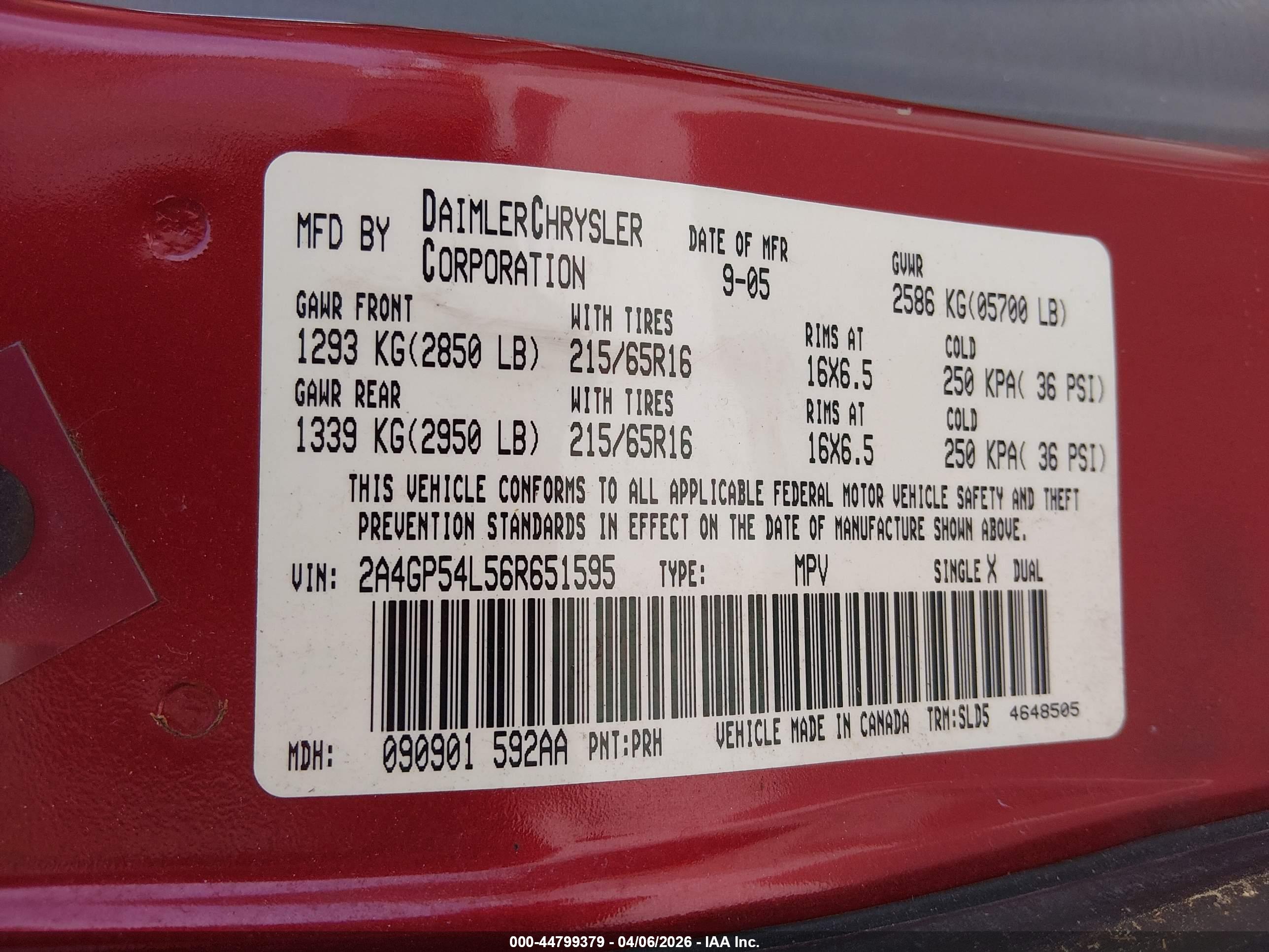 CHRYSLER TOWN image 9