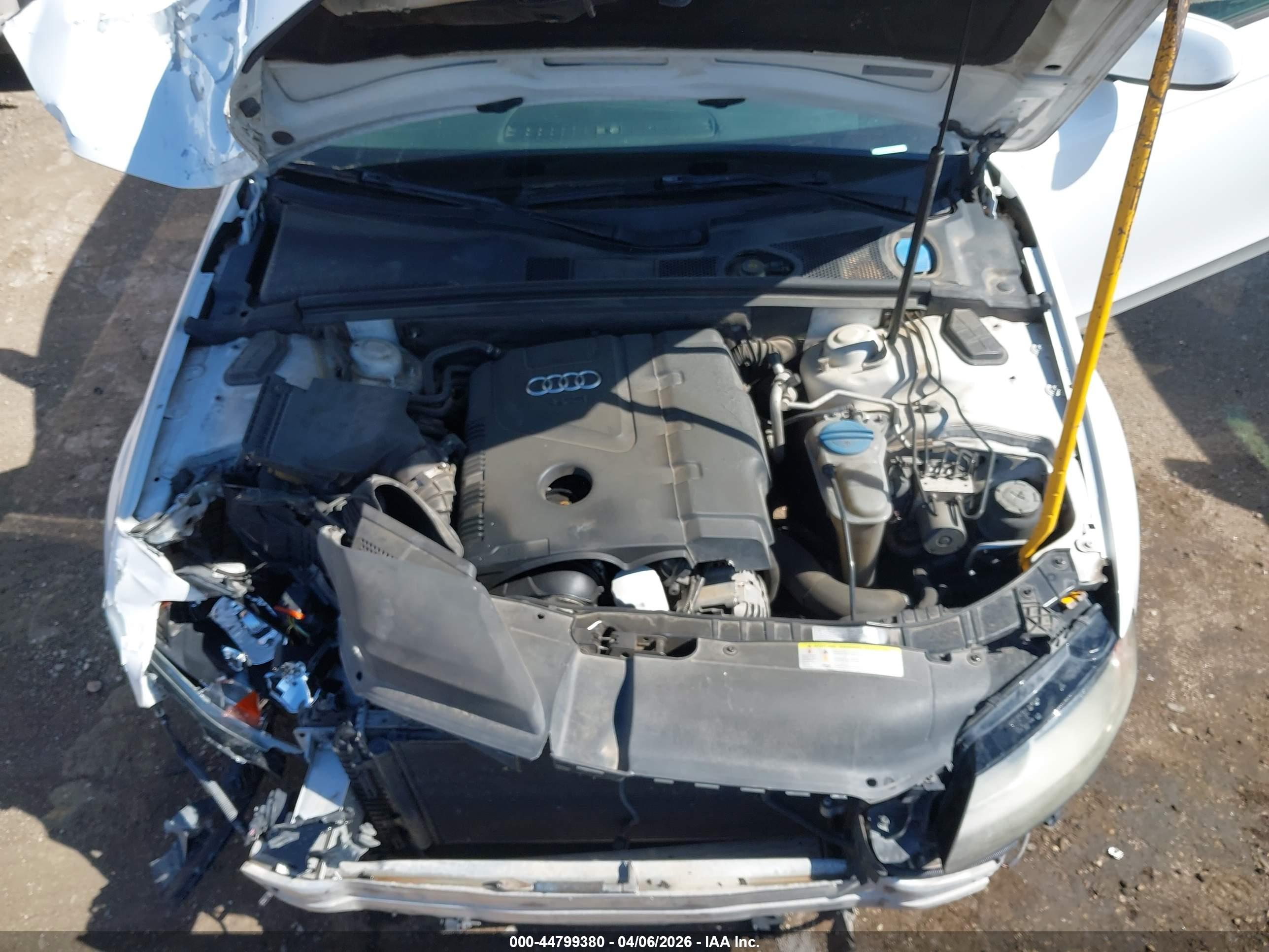 AUDI A4 image 10