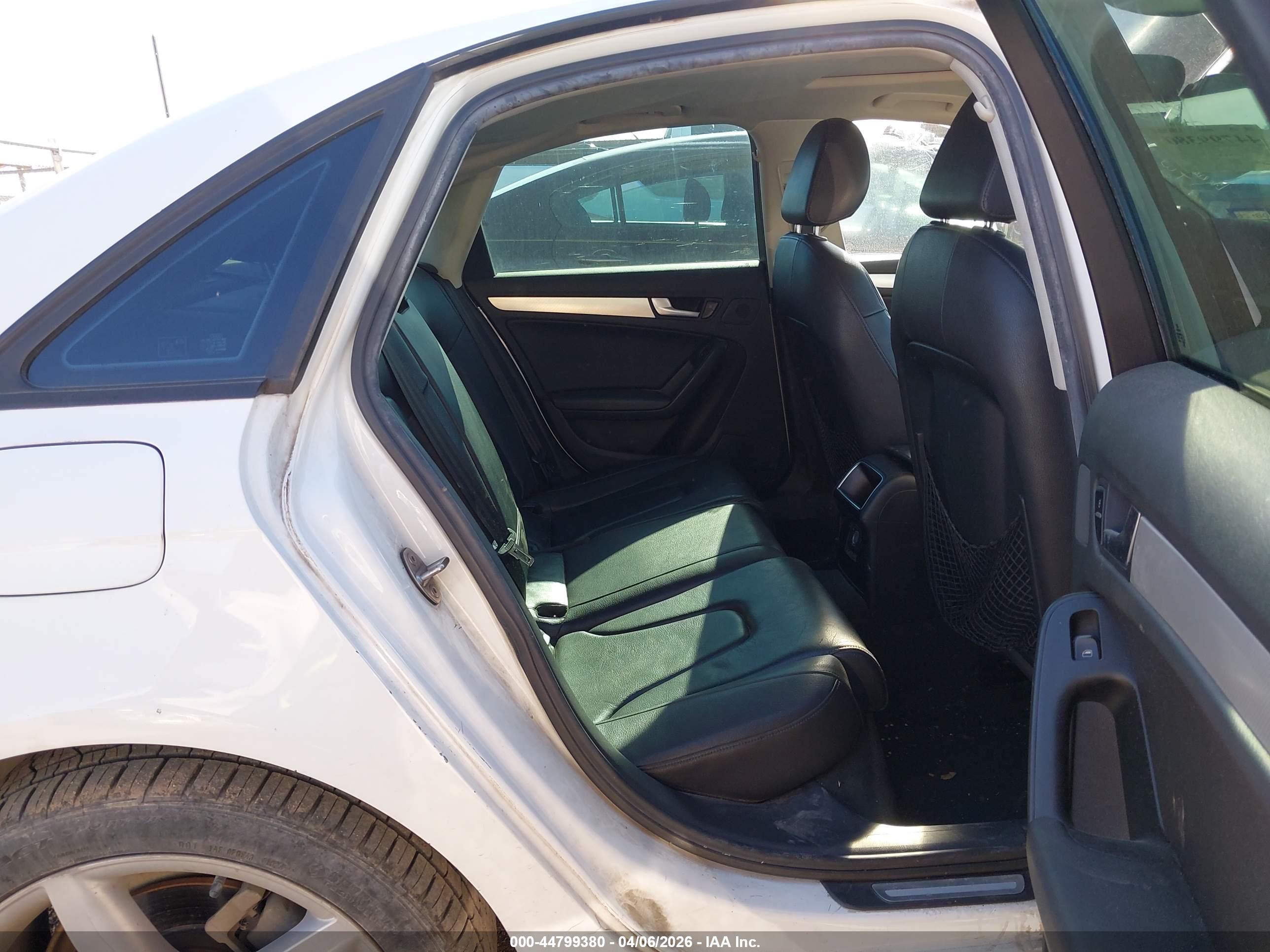 AUDI A4 image 8