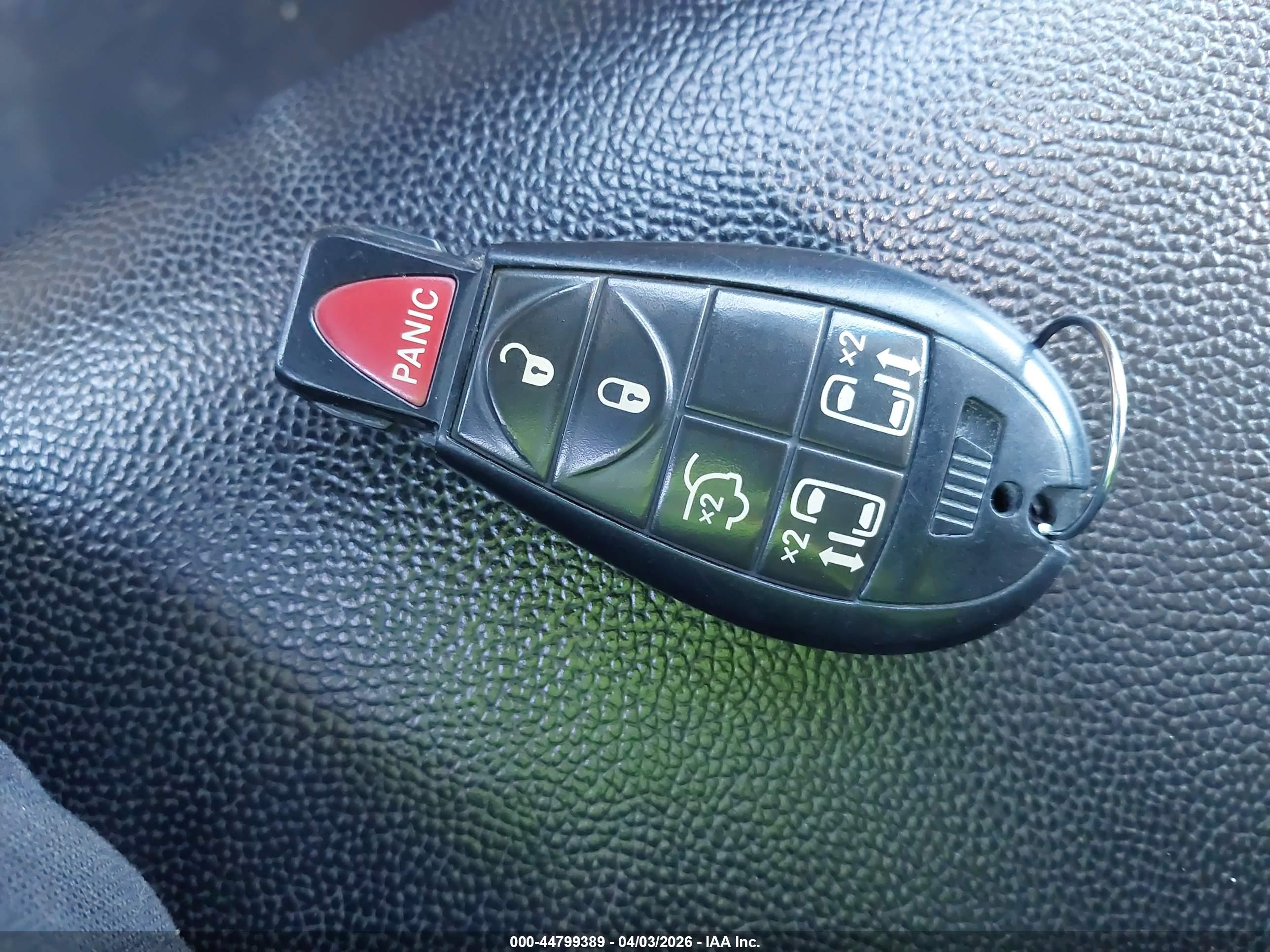 CHRYSLER TOWN image 11