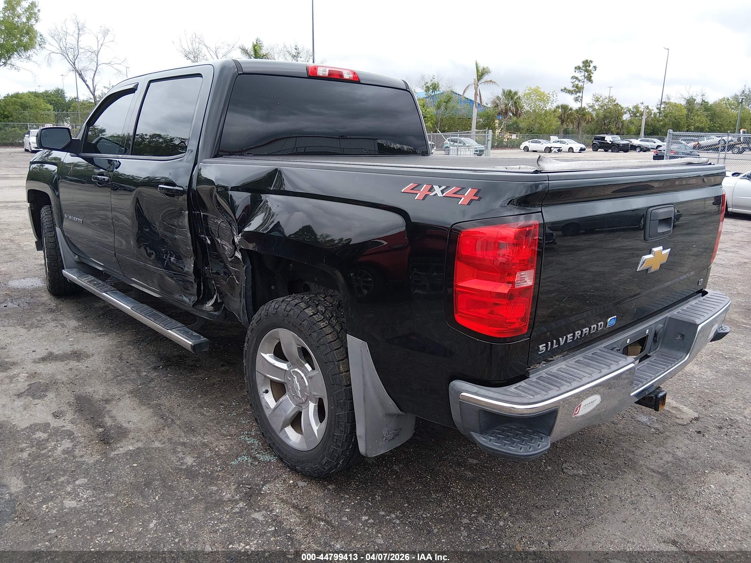 CHEVROLET SILVERADO image 3