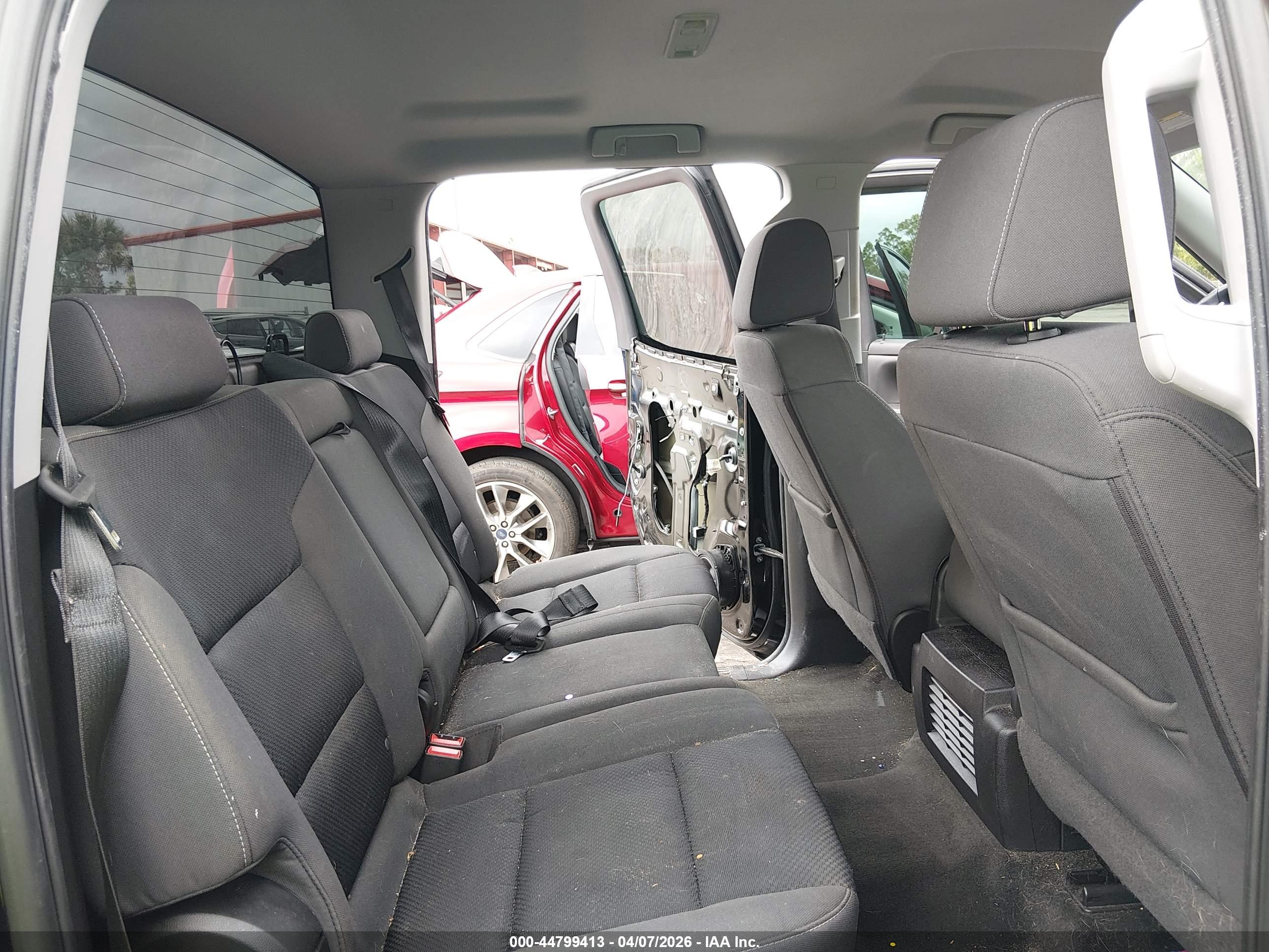 CHEVROLET SILVERADO image 8