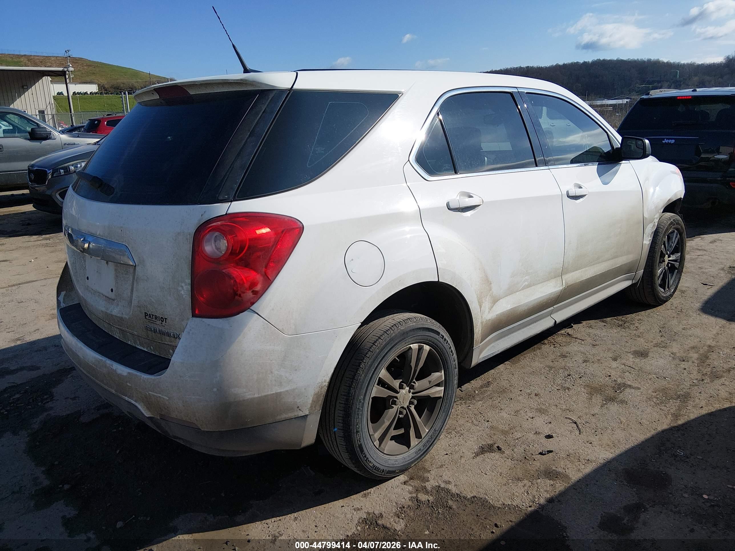 CHEVROLET EQUINOX image 4