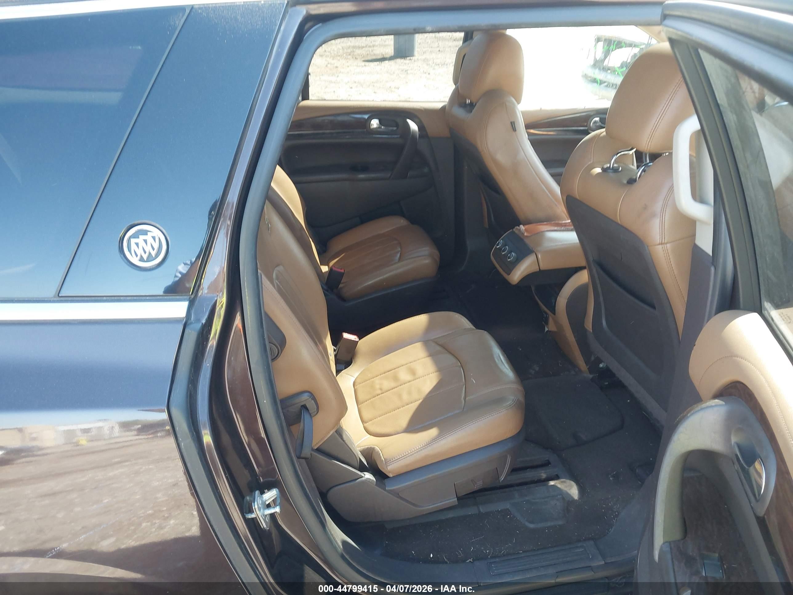 BUICK ENCLAVE image 8