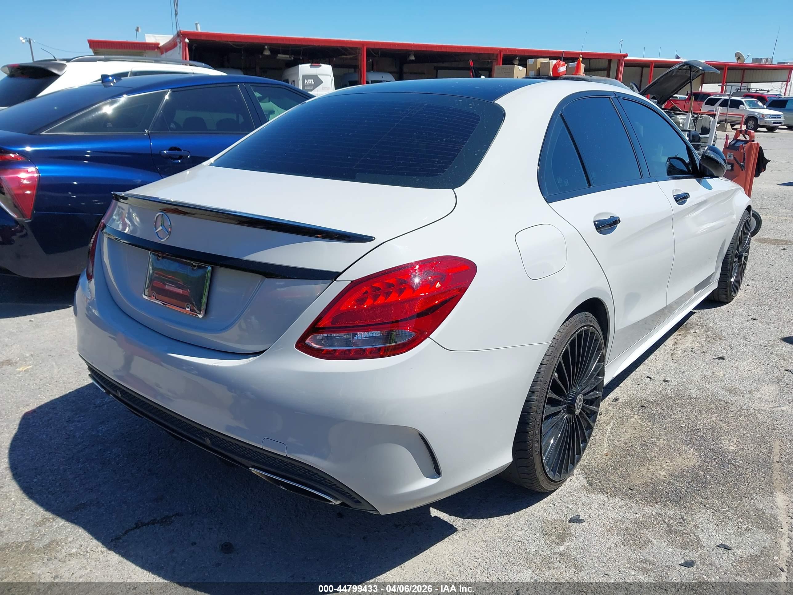 MERCEDES-BENZ C image 4