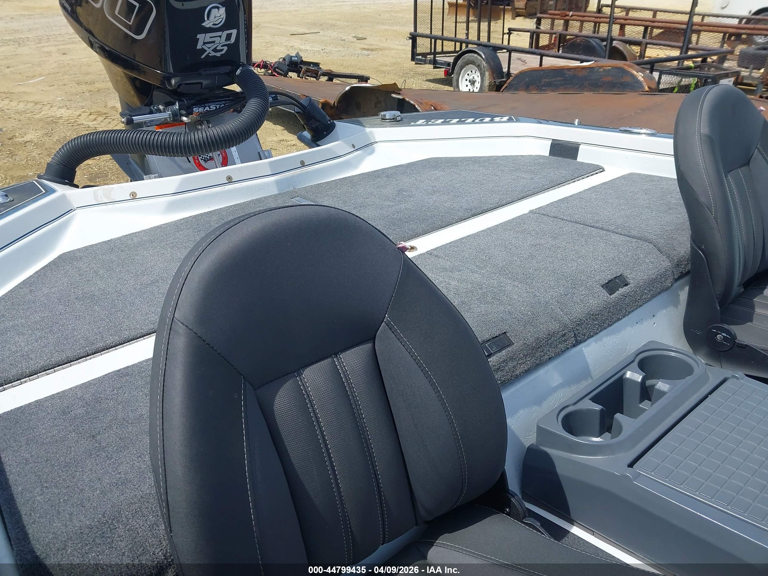 BULLET BASS image 8
