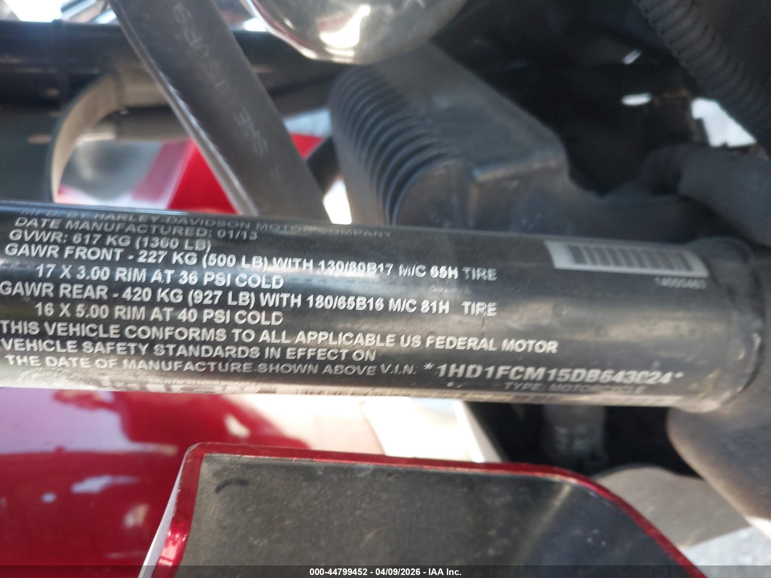 HARLEY-DAVIDSON FLHTCU image 10