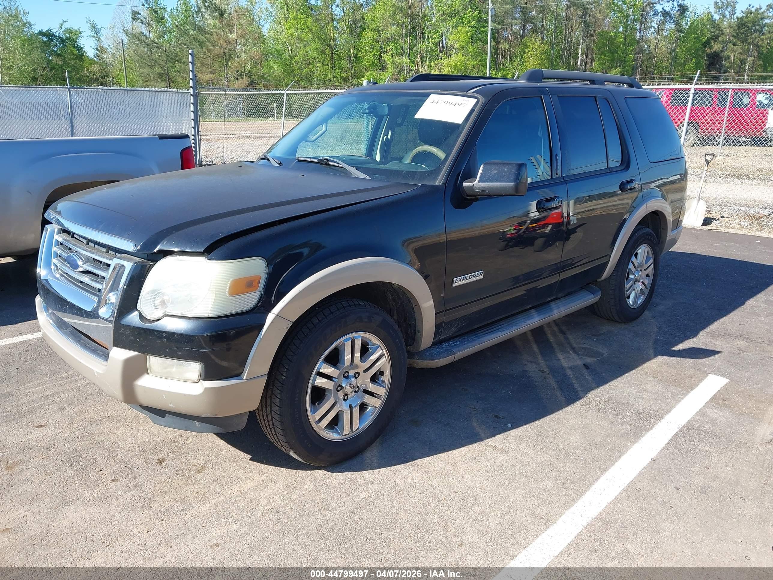 FORD EXPLORER image 2