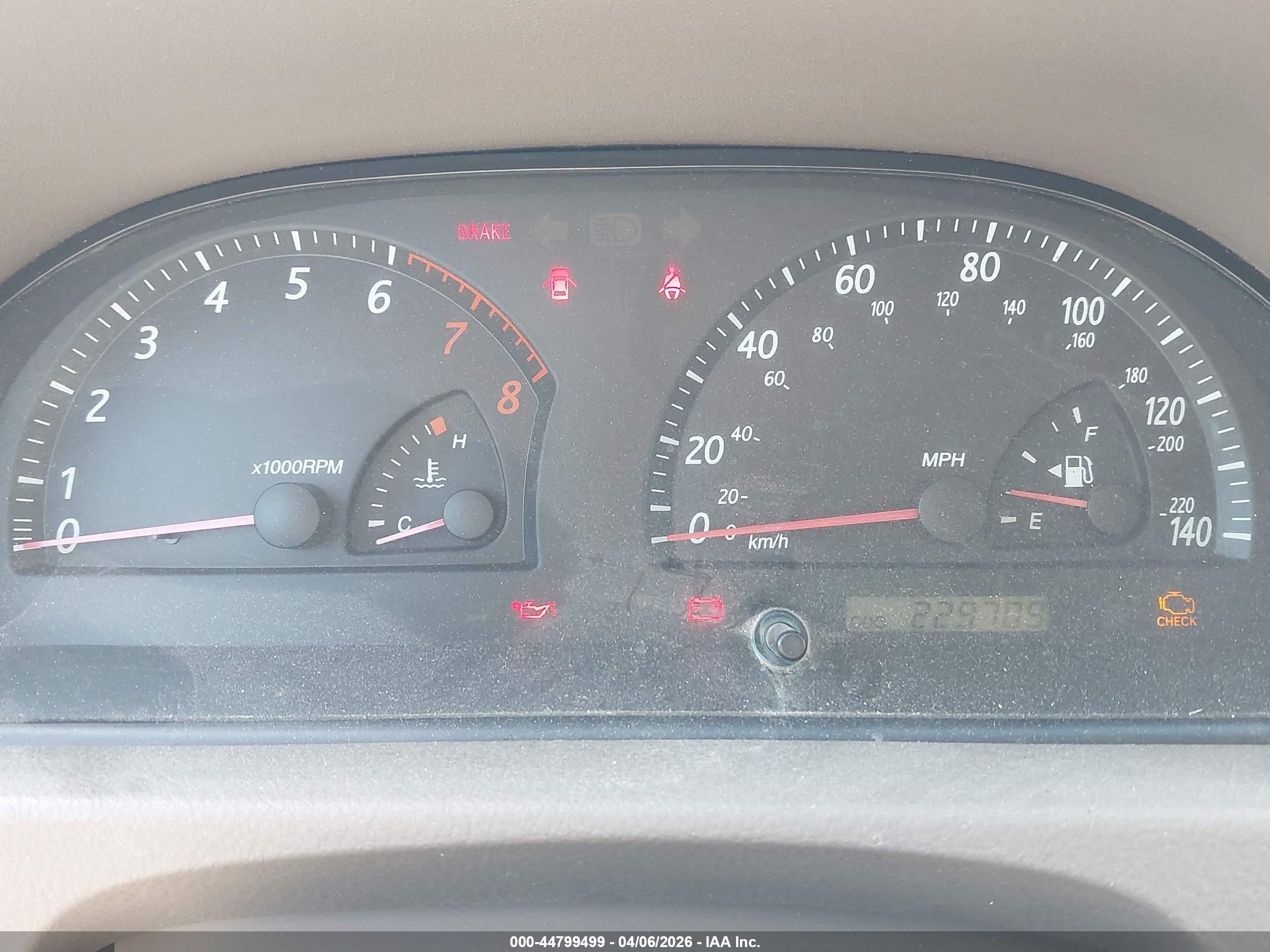 TOYOTA CAMRY image 7