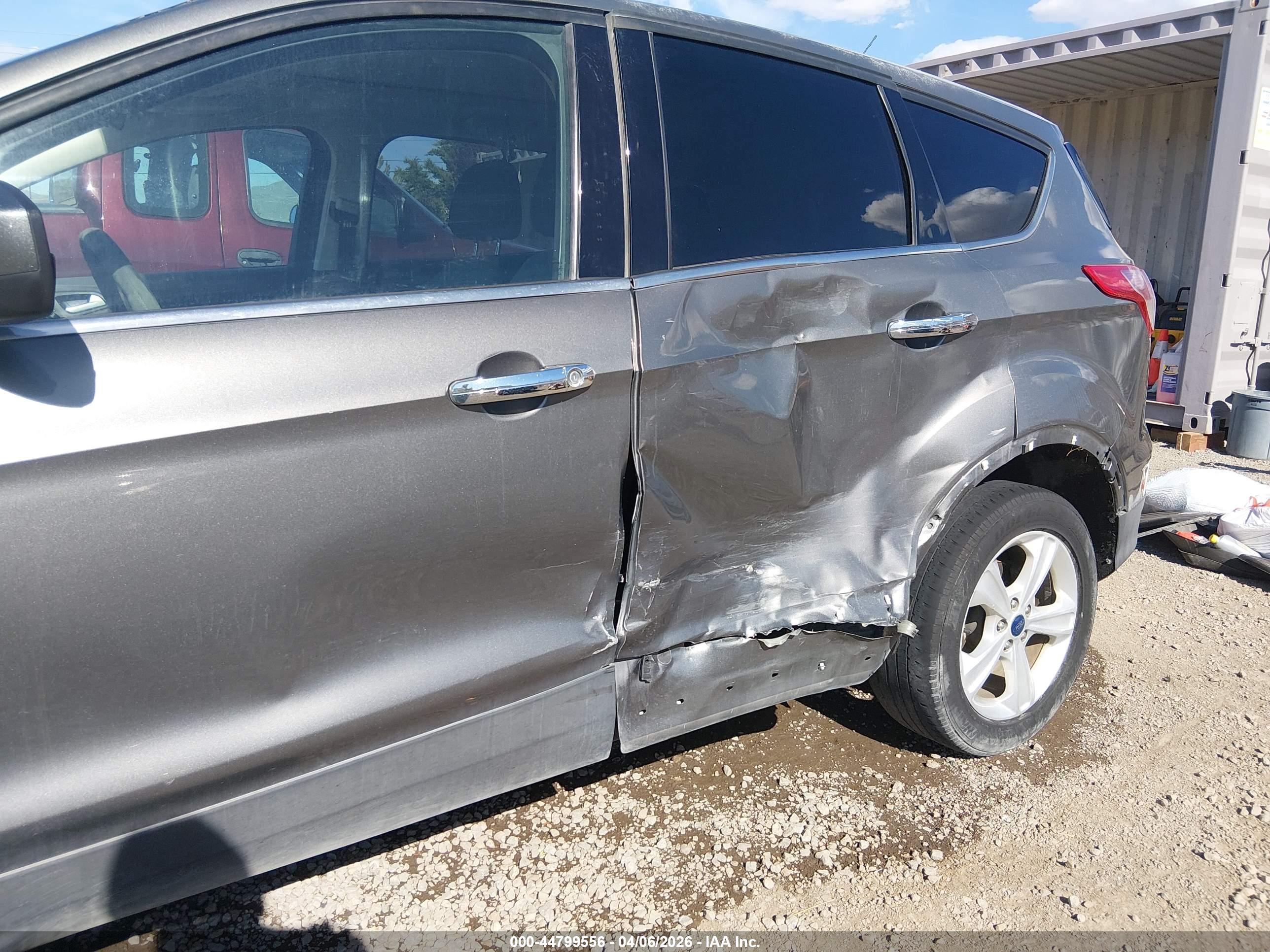 FORD ESCAPE image 6