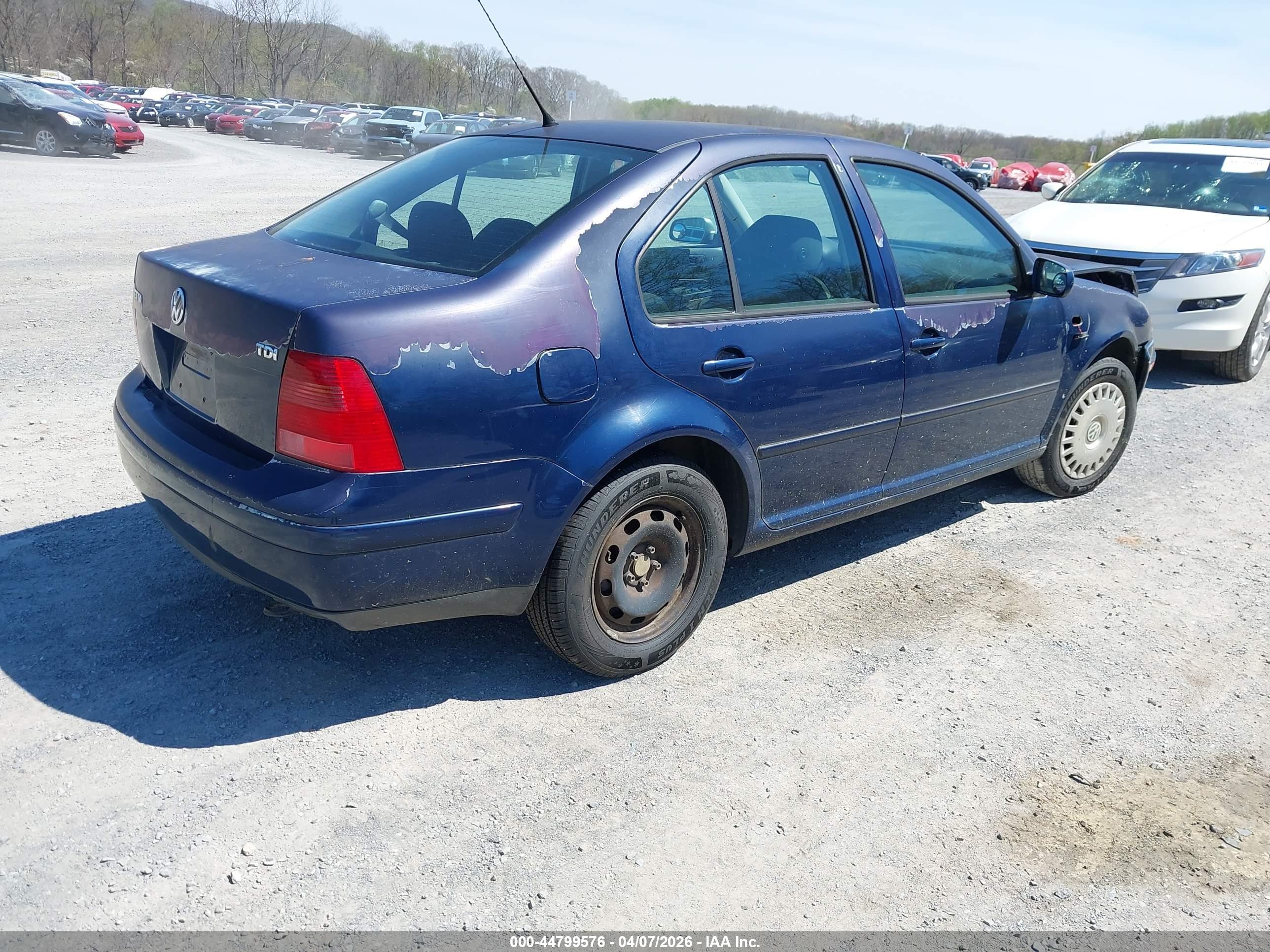 VOLKSWAGEN JETTA image 4