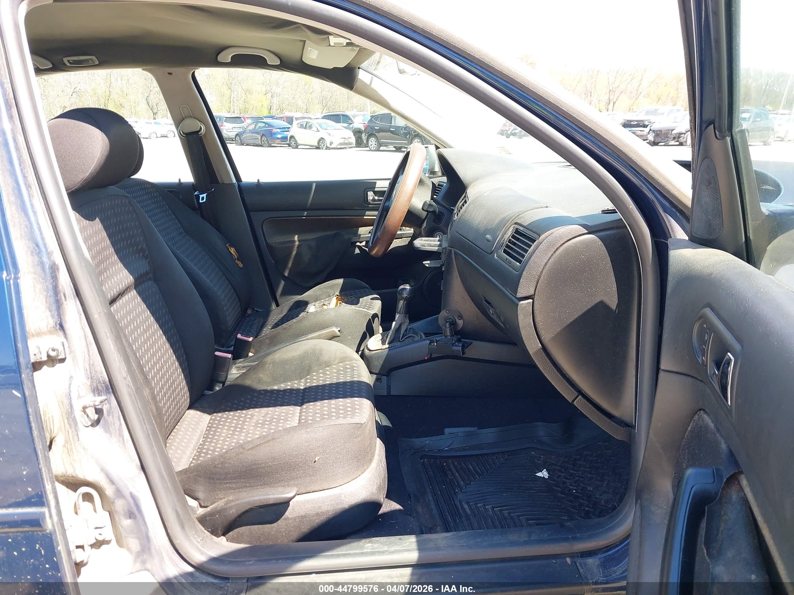 VOLKSWAGEN JETTA image 5
