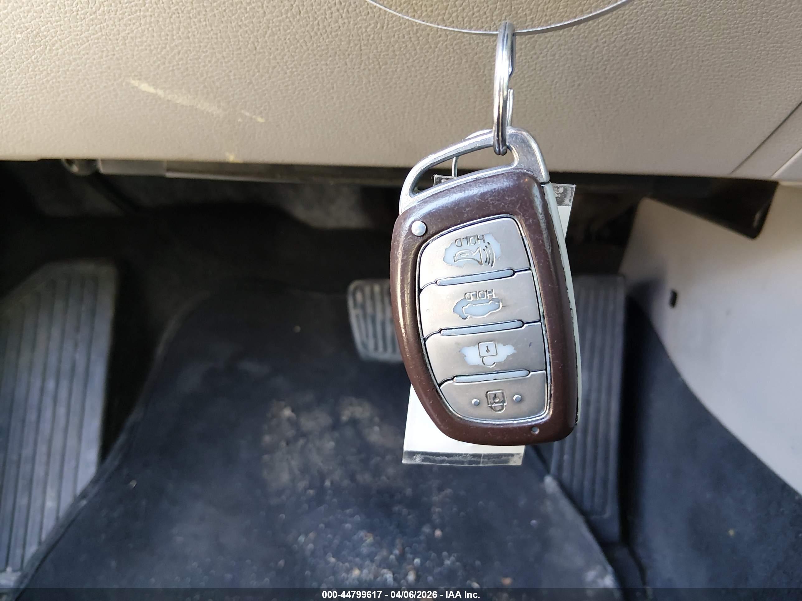 HYUNDAI SONATA image 11