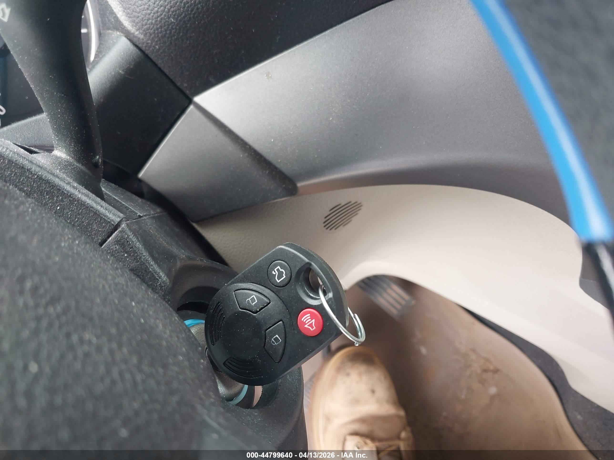FORD ESCAPE image 11