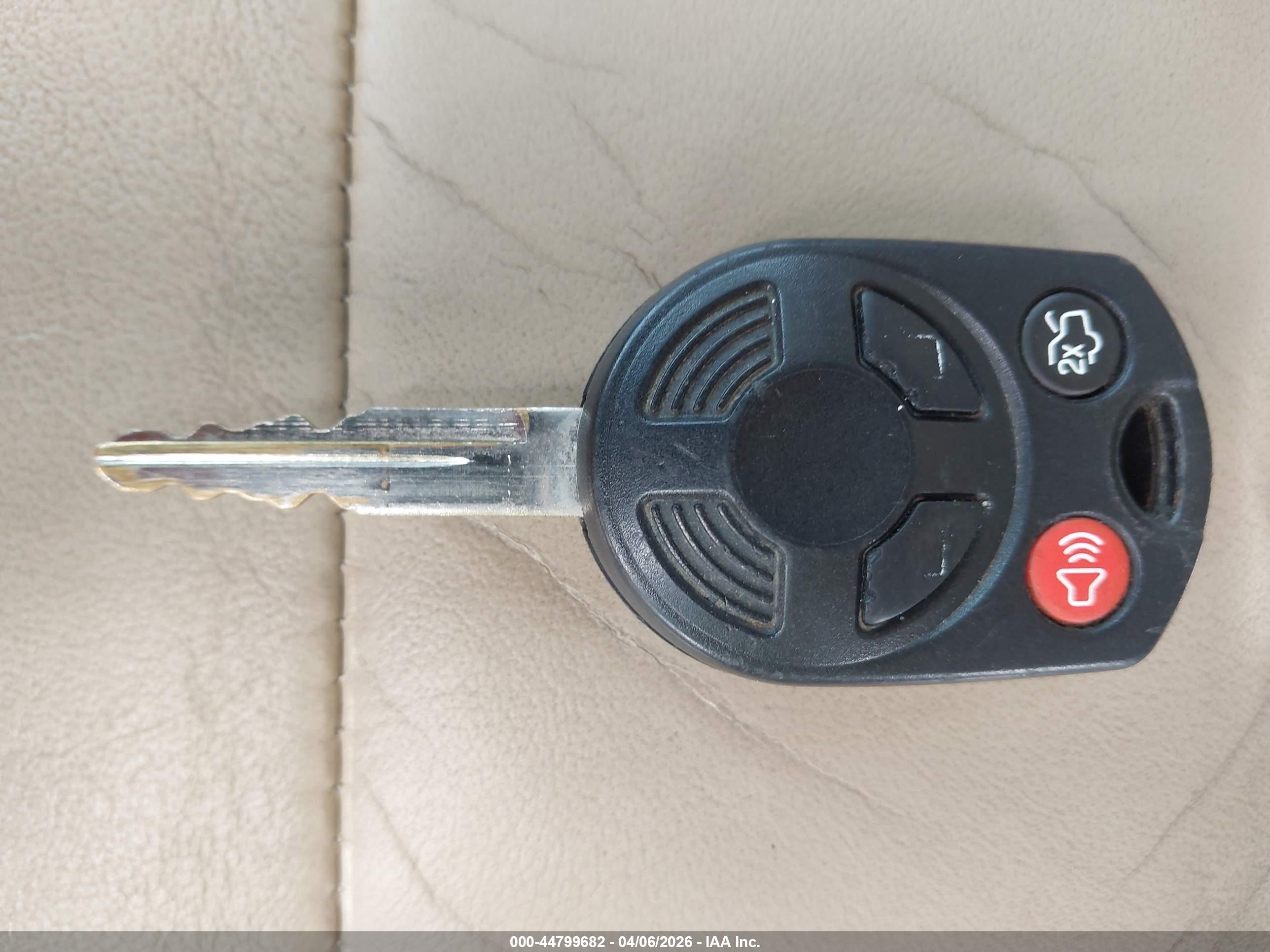 FORD ESCAPE image 11