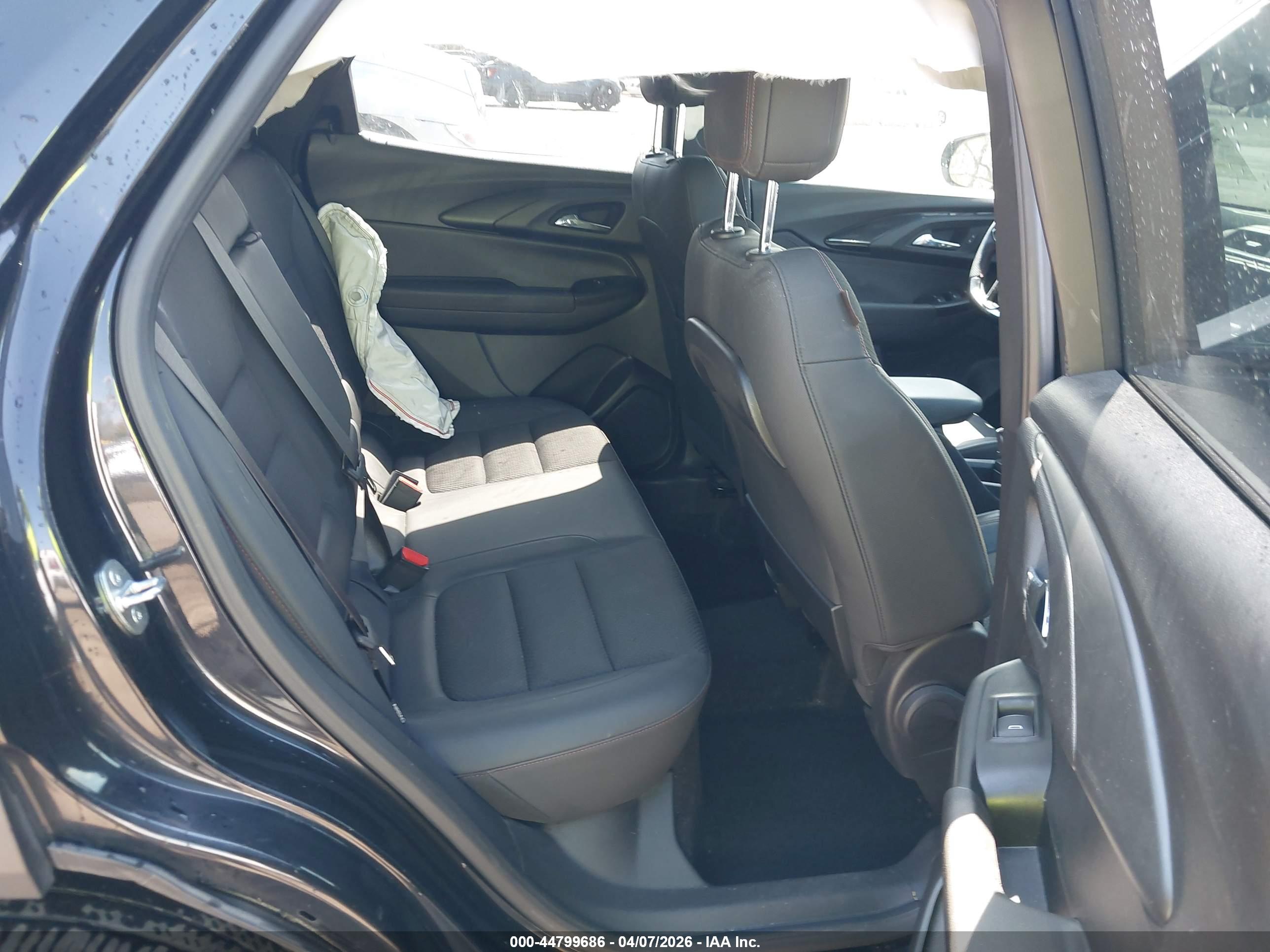 CHEVROLET TRAILBLAZER image 8