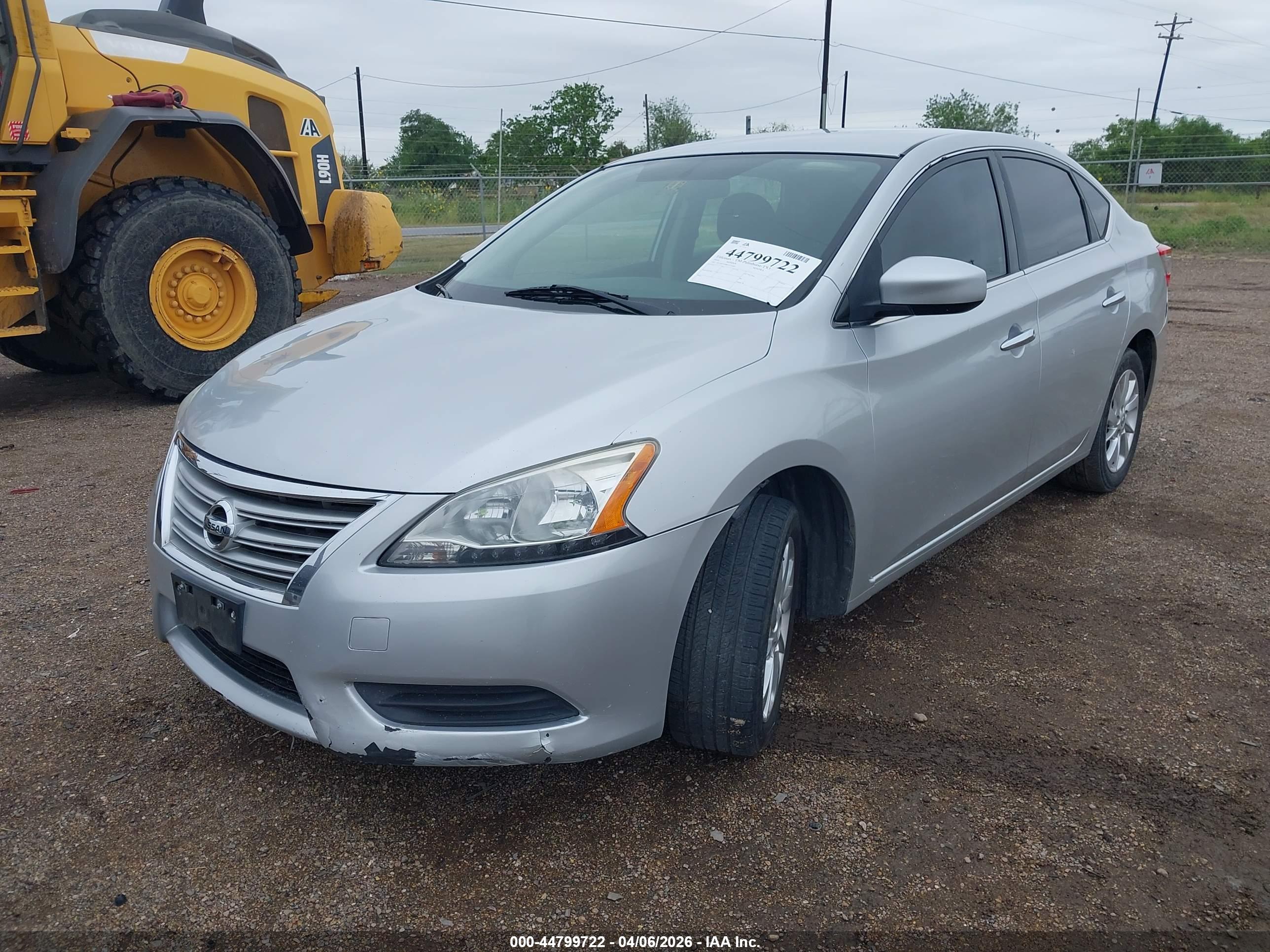 NISSAN SENTRA image 6