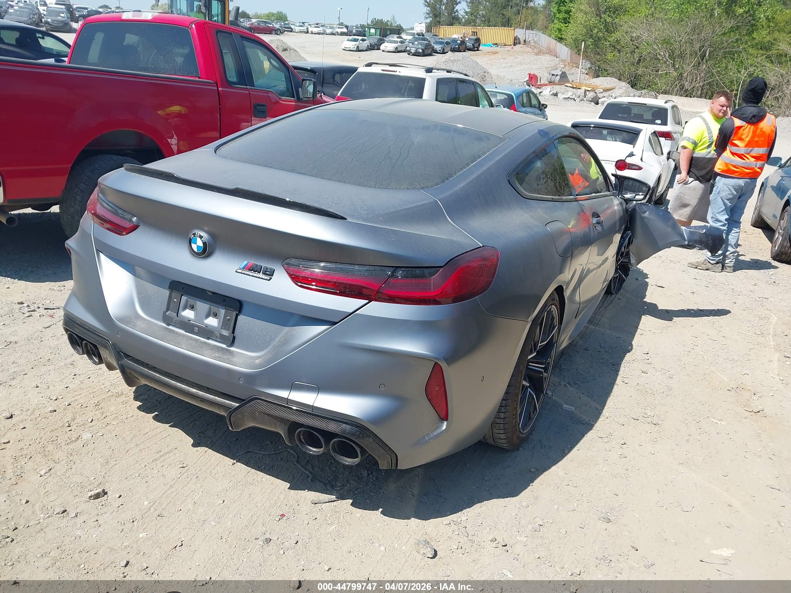 BMW M8 image 4