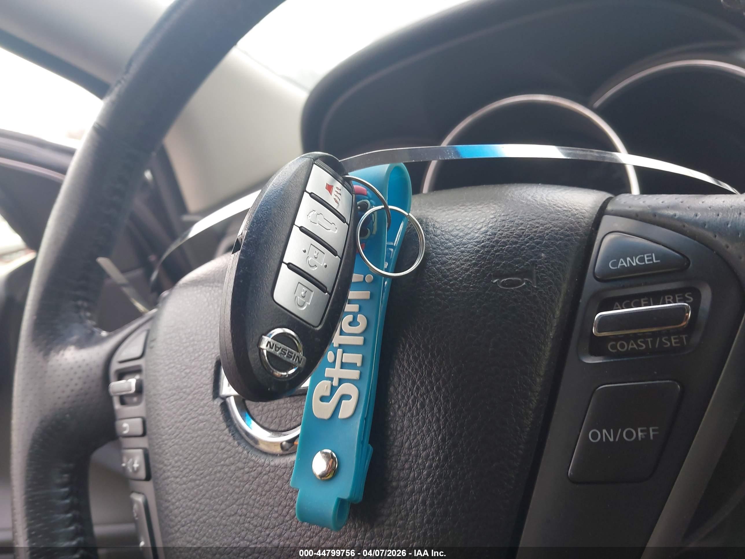 NISSAN MURANO image 11