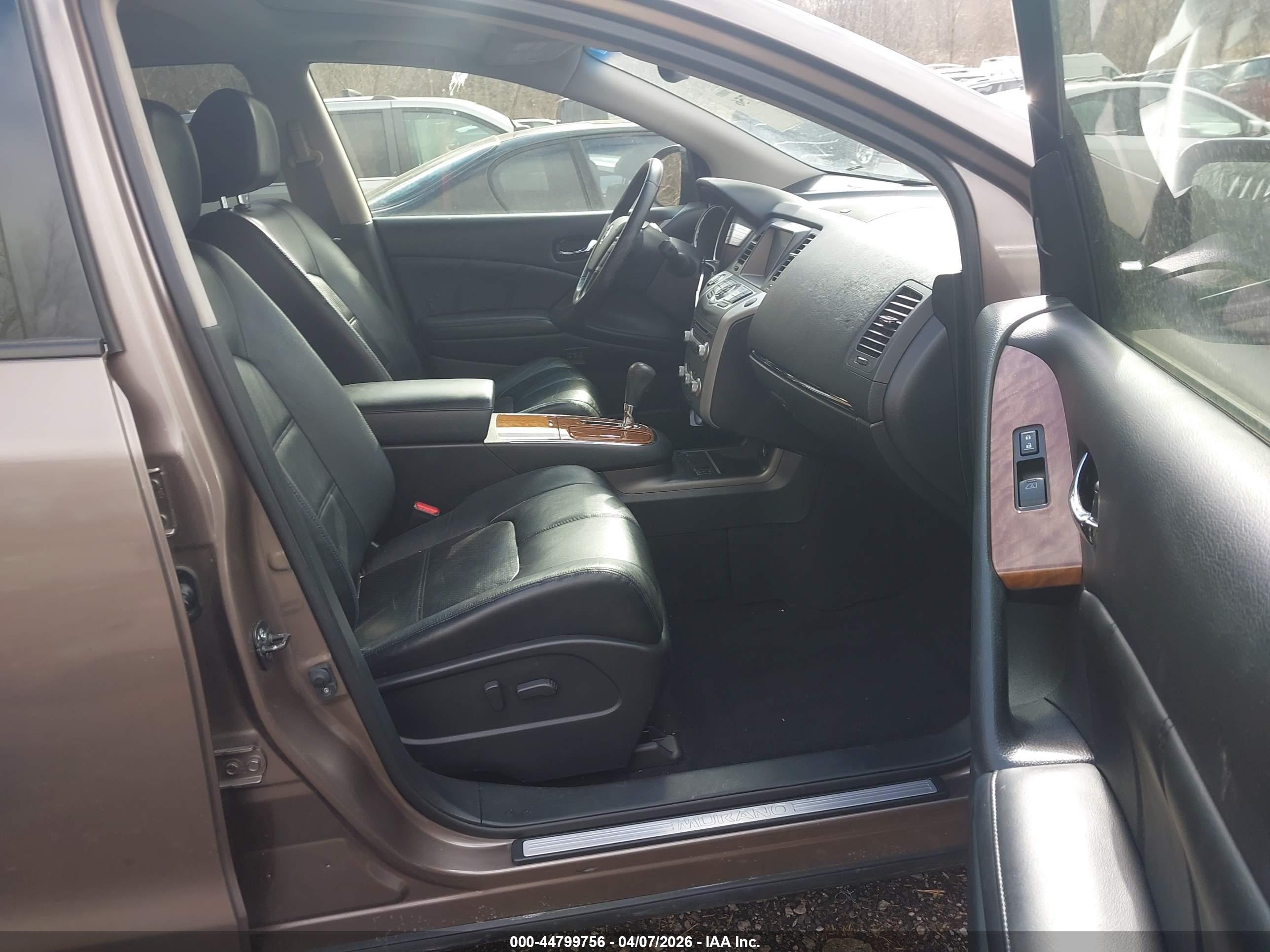 NISSAN MURANO image 5
