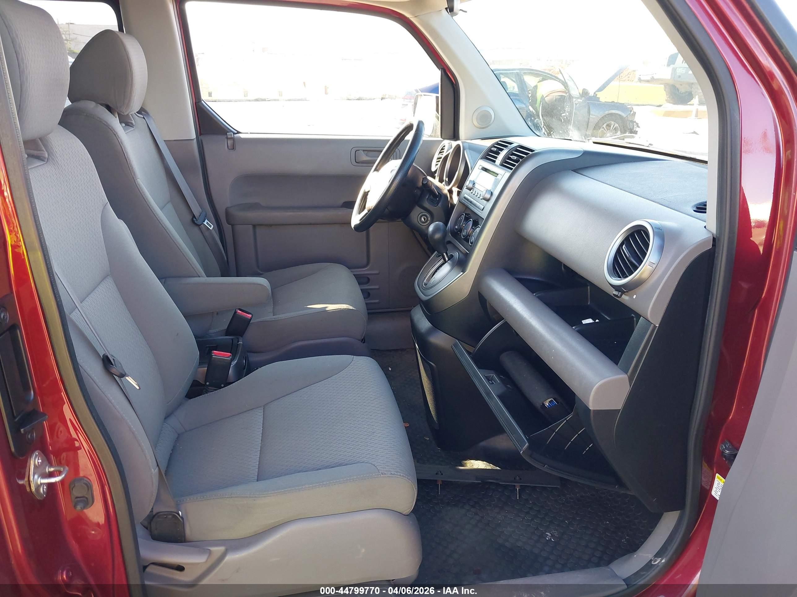 HONDA ELEMENT image 5