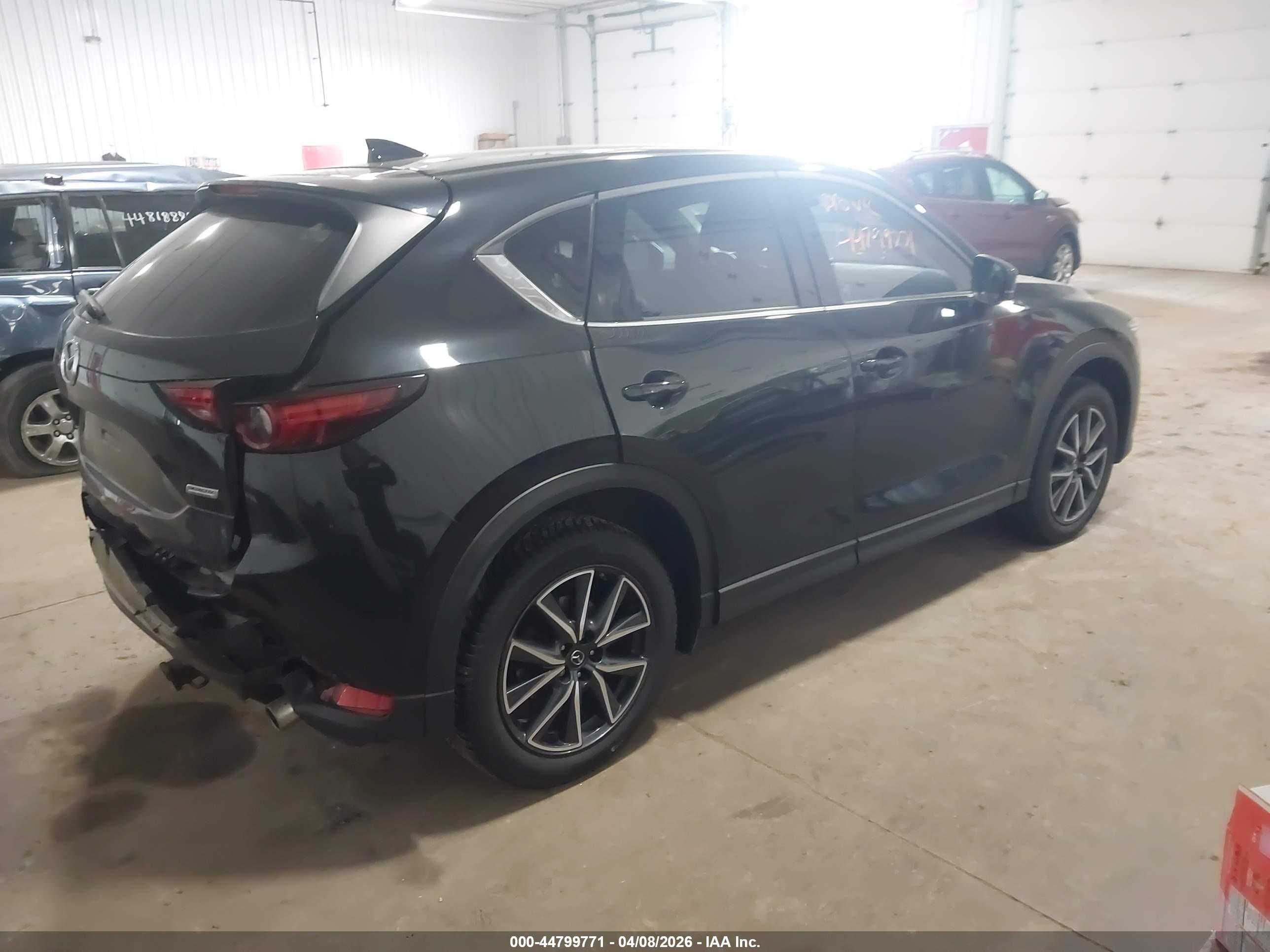 MAZDA CX-5 image 4