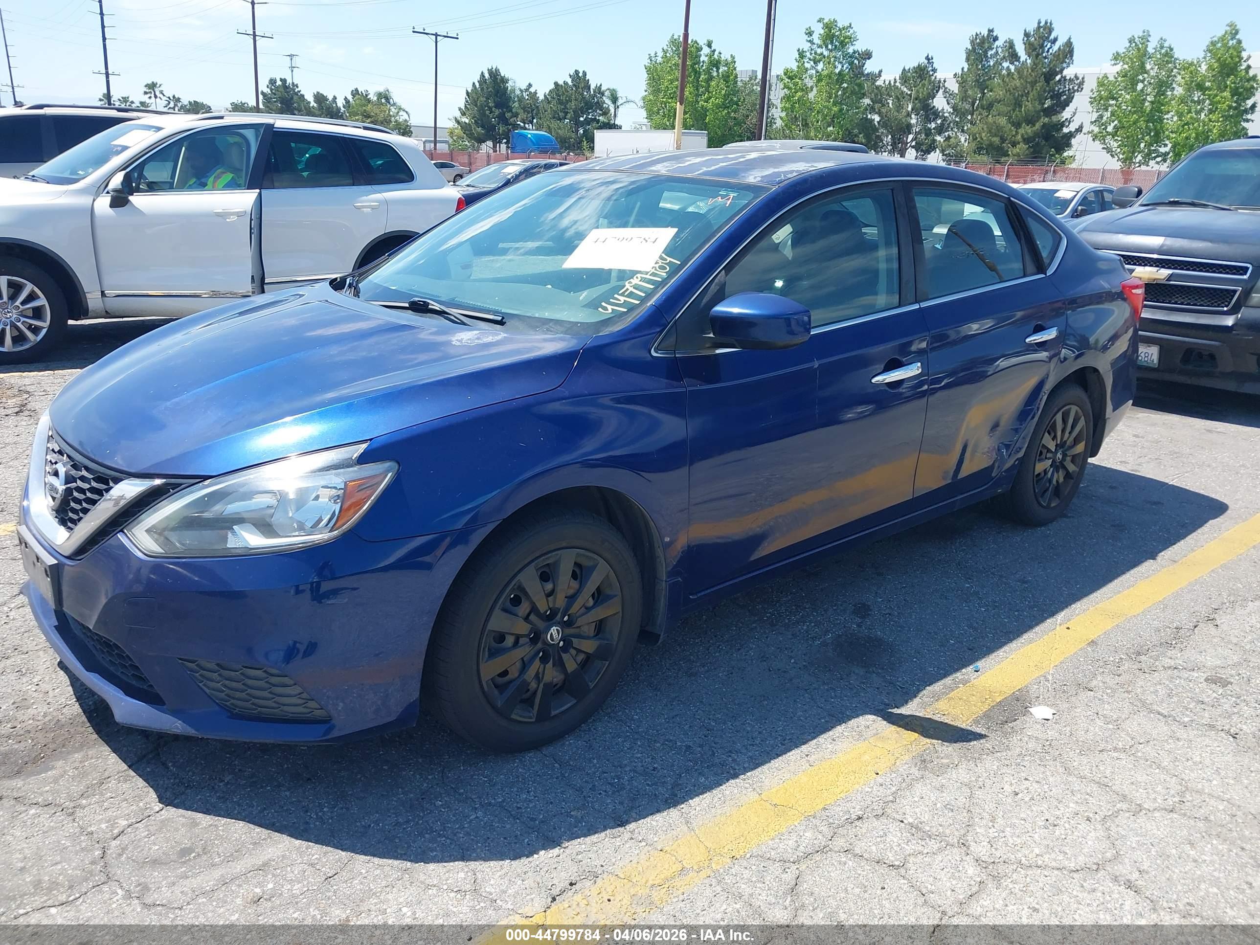 NISSAN SENTRA image 2
