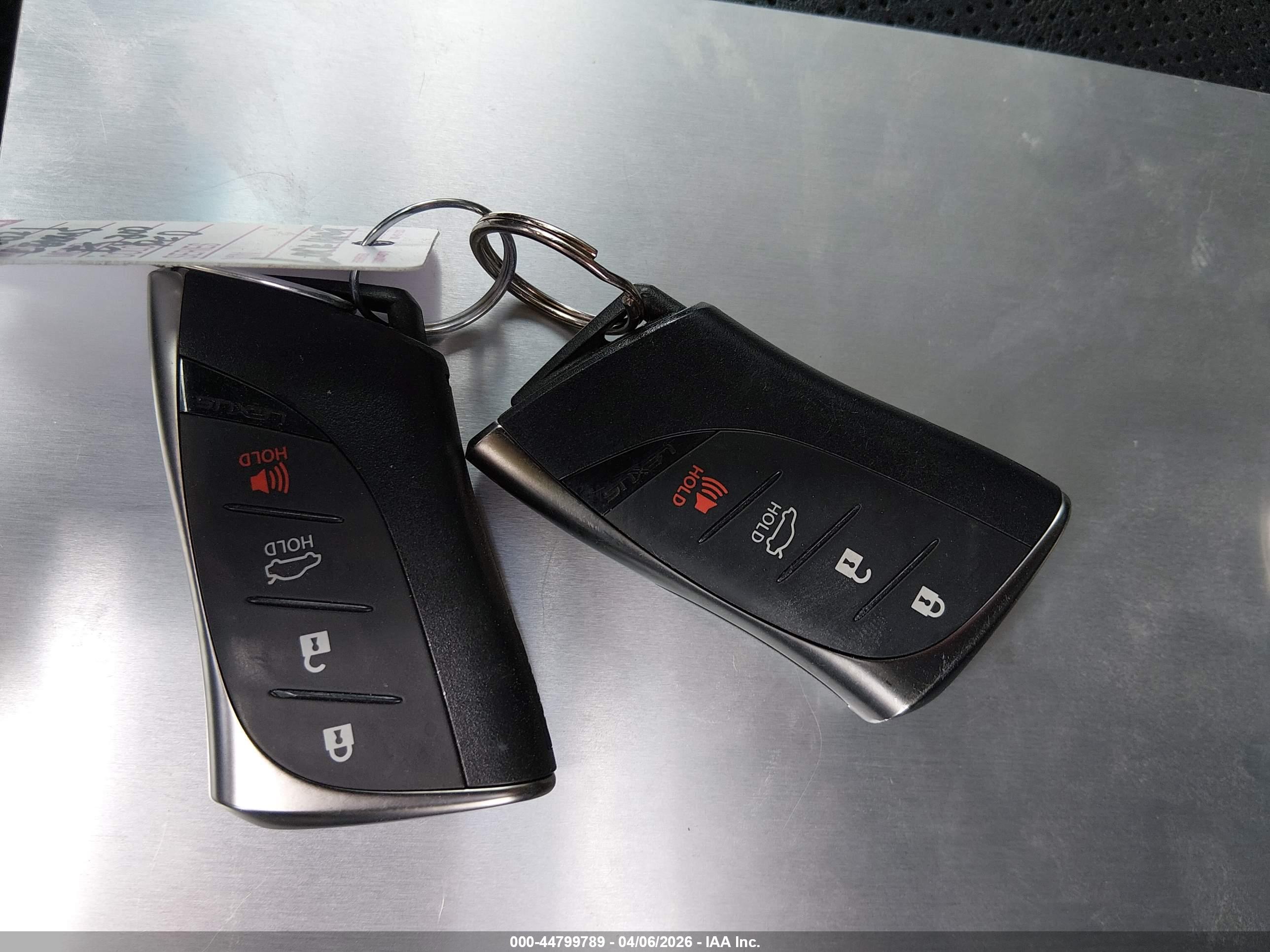 LEXUS ES image 11
