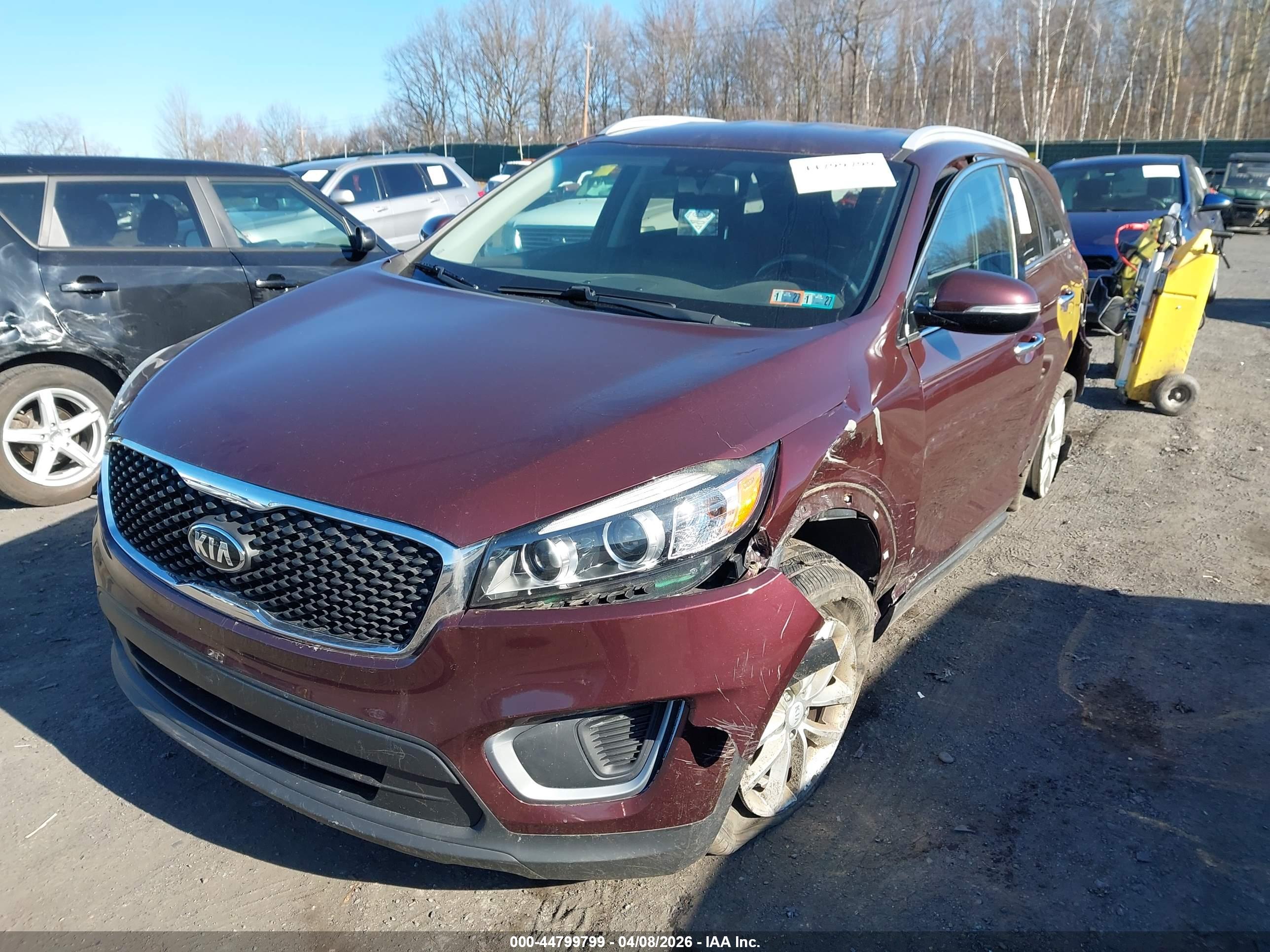 KIA SORENTO image 6