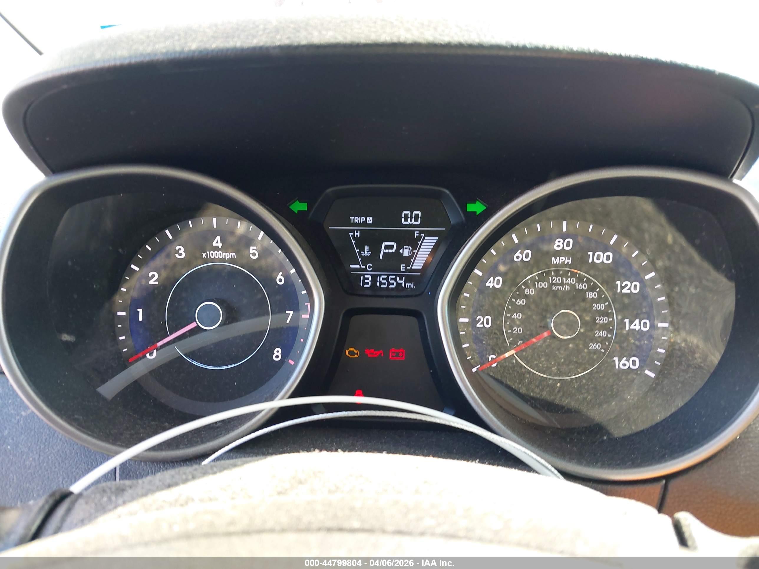 HYUNDAI ELANTRA image 7