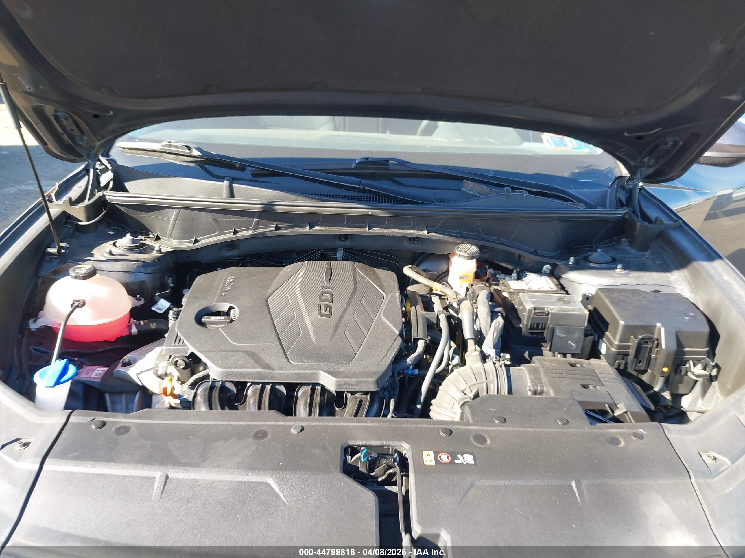 HYUNDAI TUCSON image 10