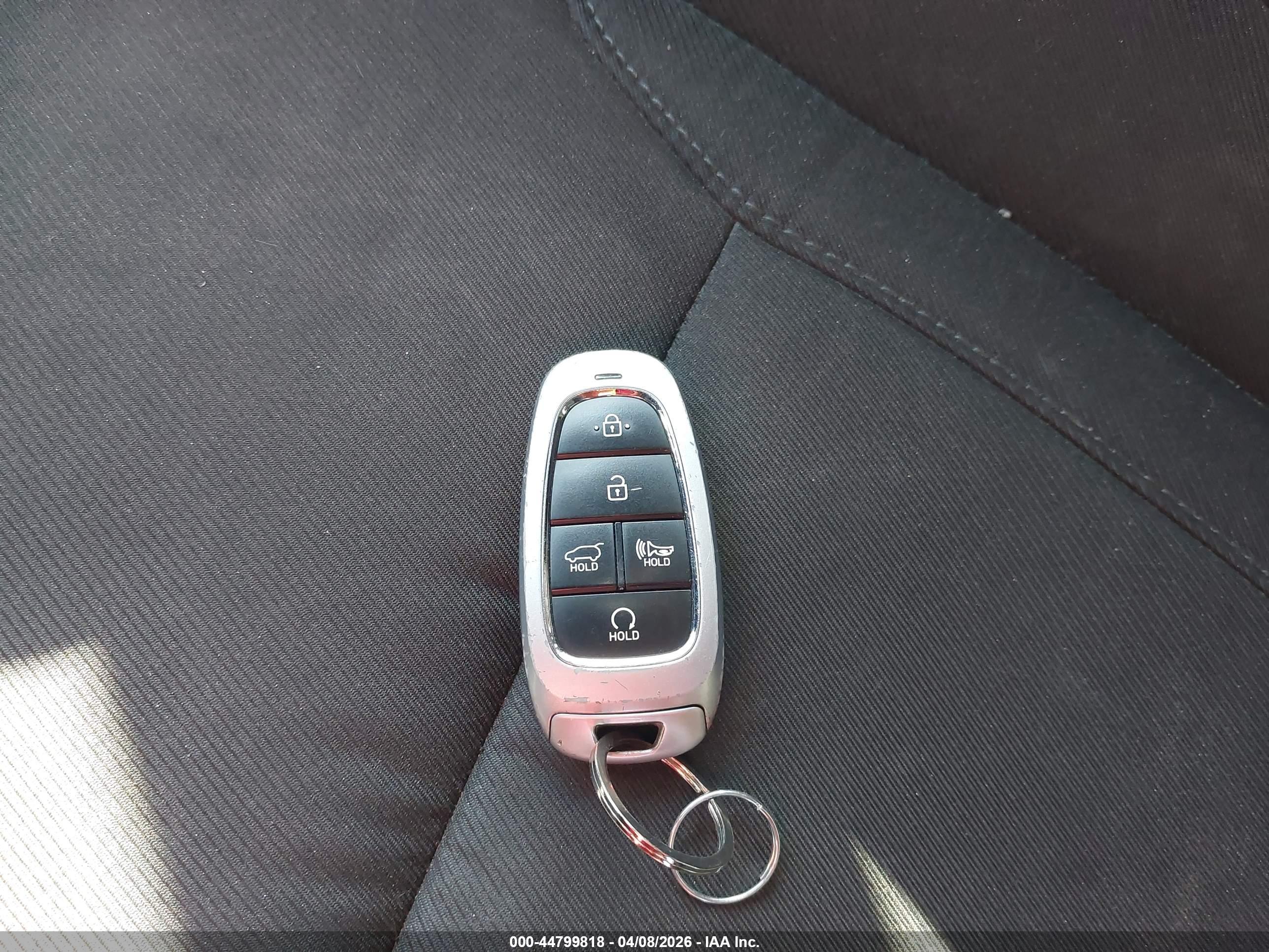 HYUNDAI TUCSON image 11