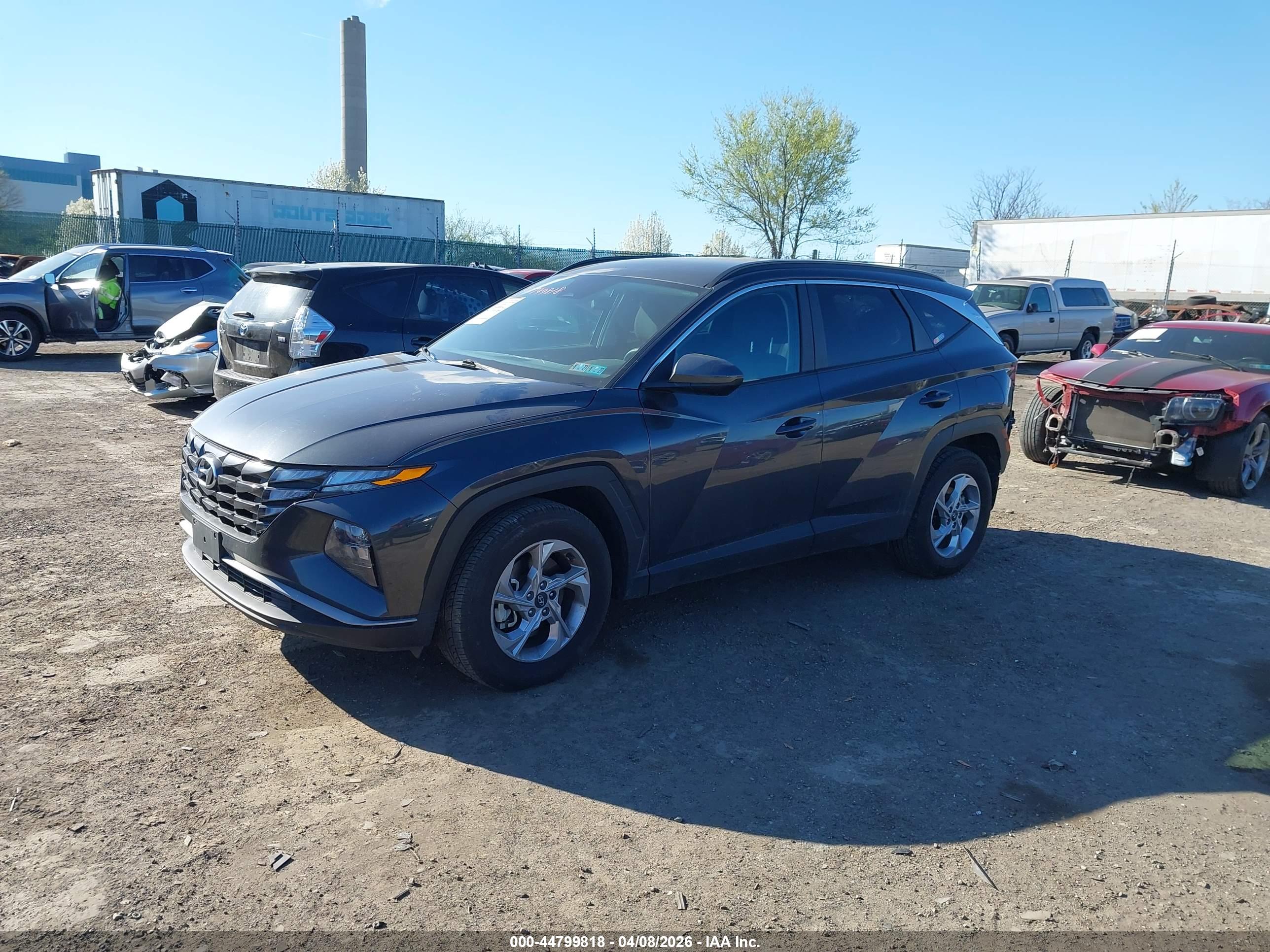 HYUNDAI TUCSON image 2