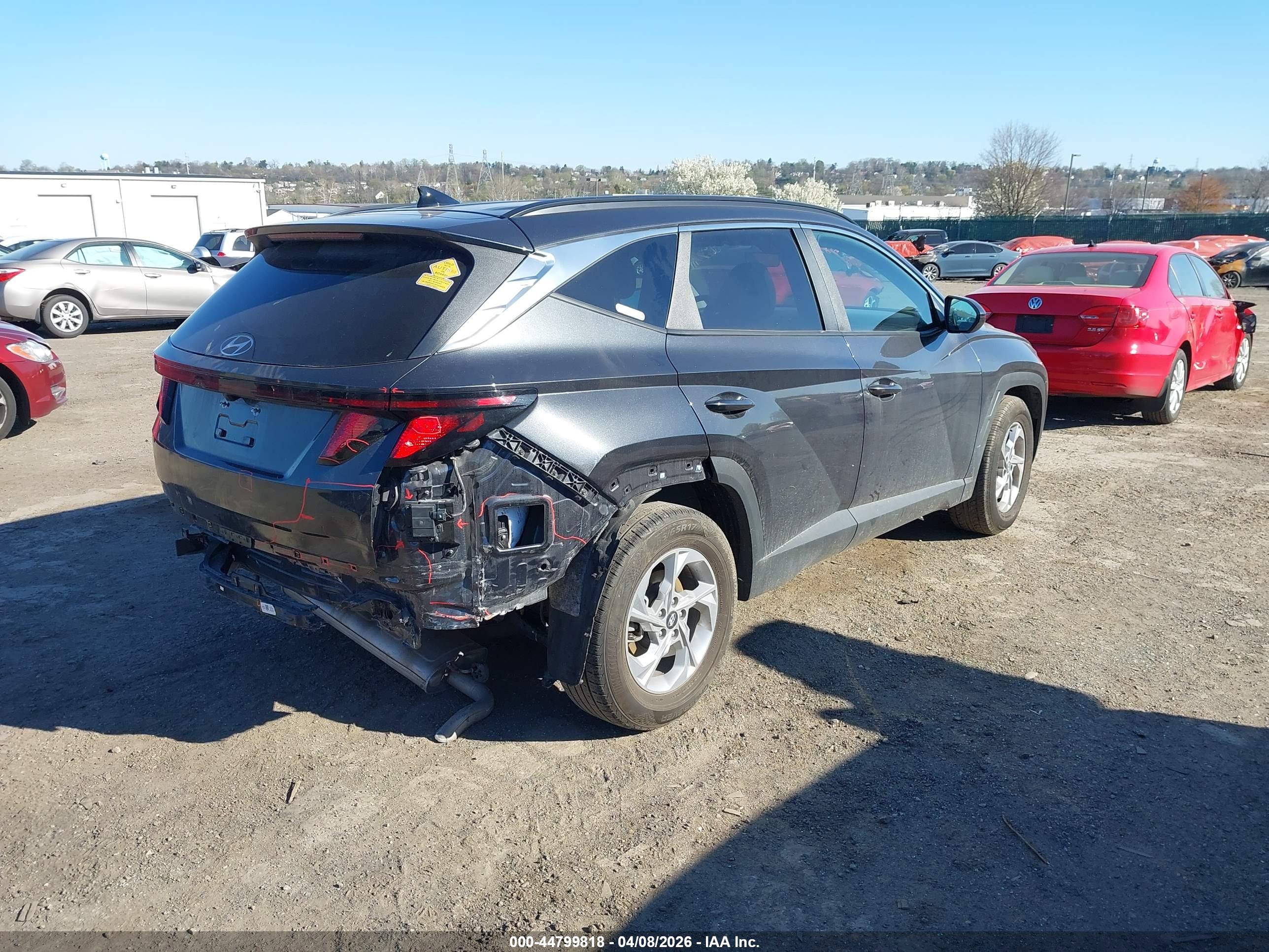 HYUNDAI TUCSON image 4