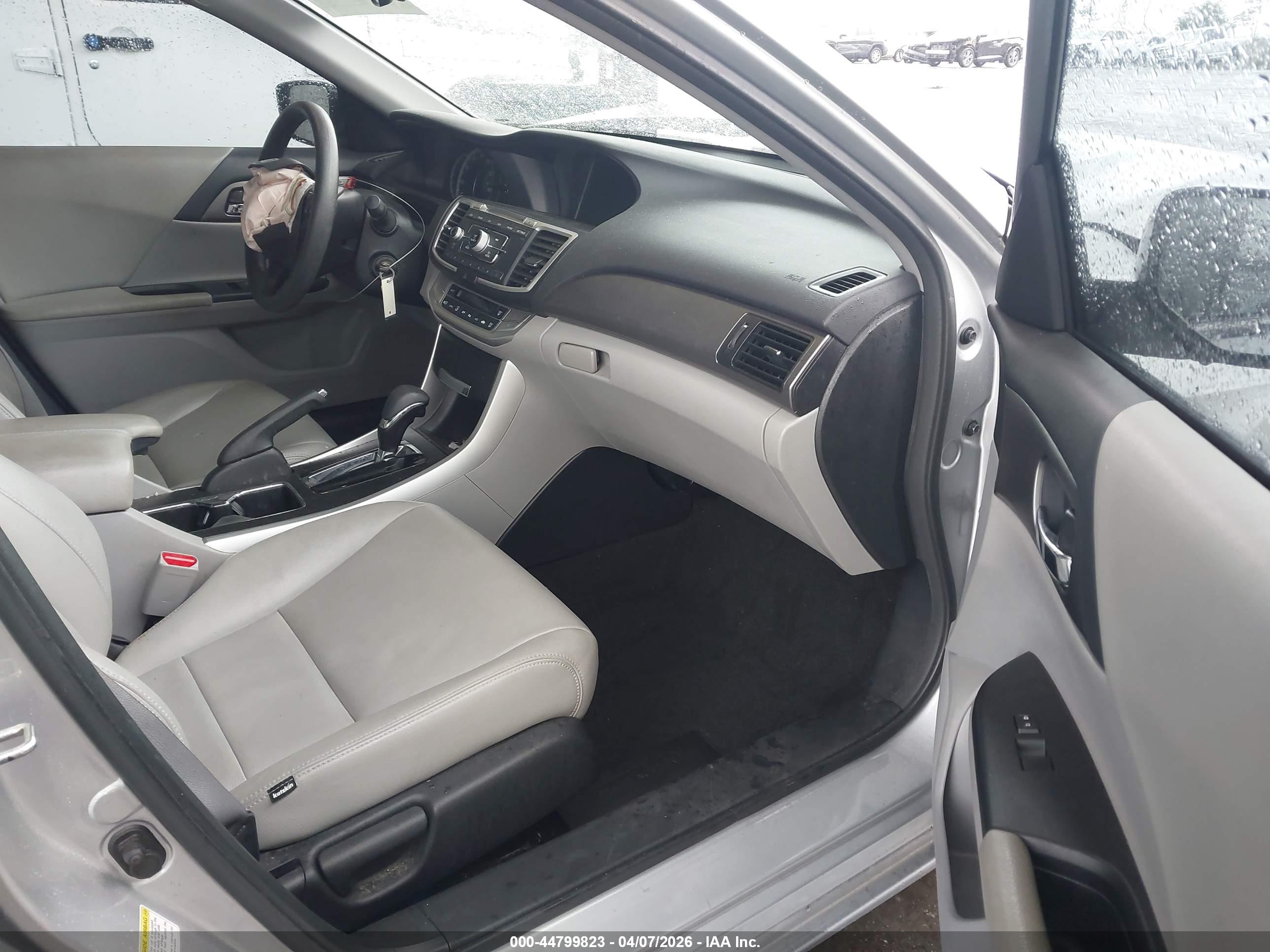 HONDA ACCORD image 5
