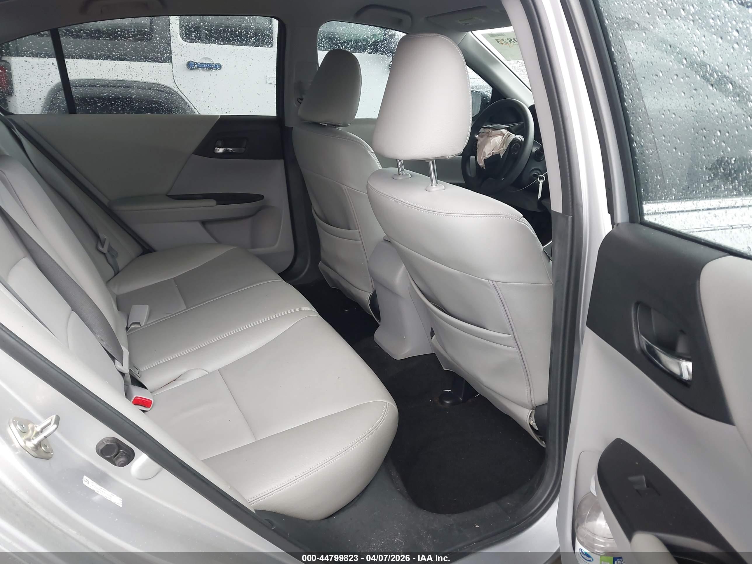 HONDA ACCORD image 8