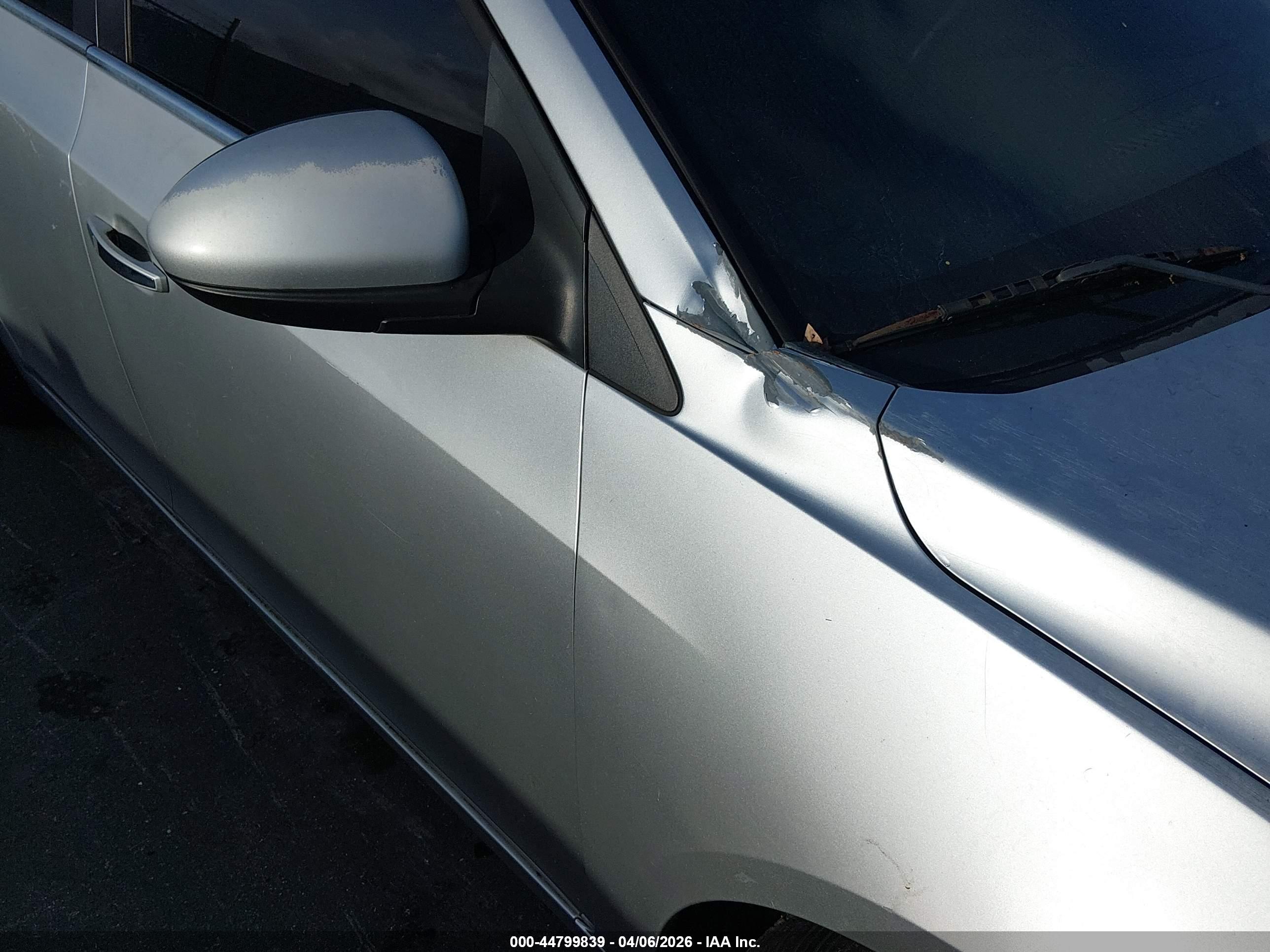 CHEVROLET CRUZE image 6